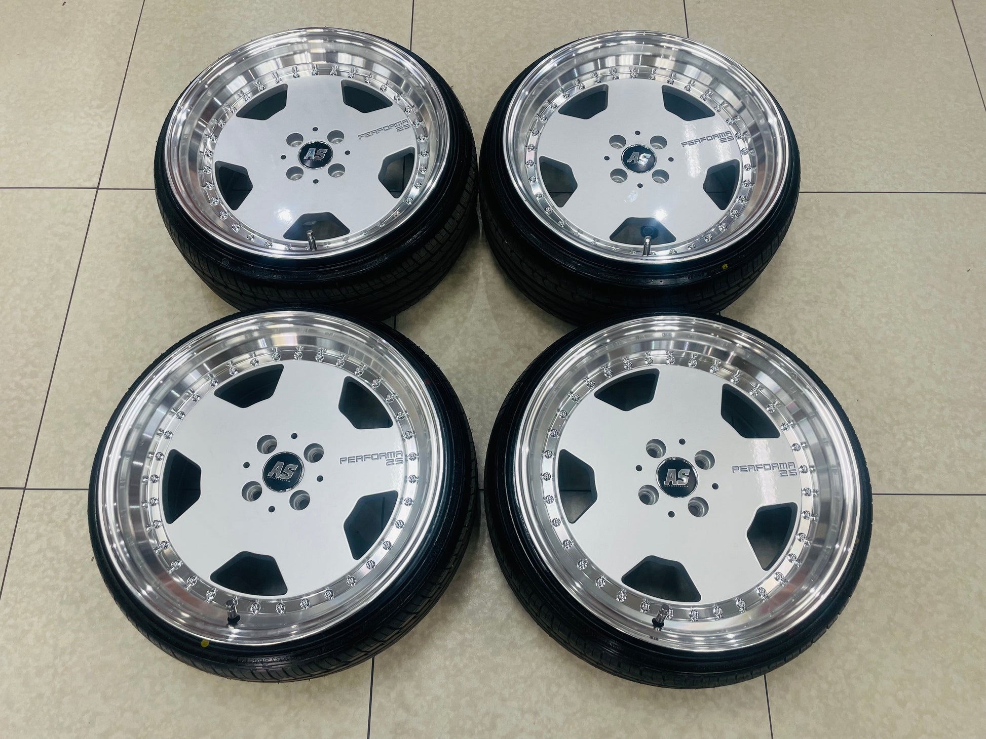 17 AS PERFORMA DISPALY SET rims & tyres ( BASICALLY BRAND NEW )