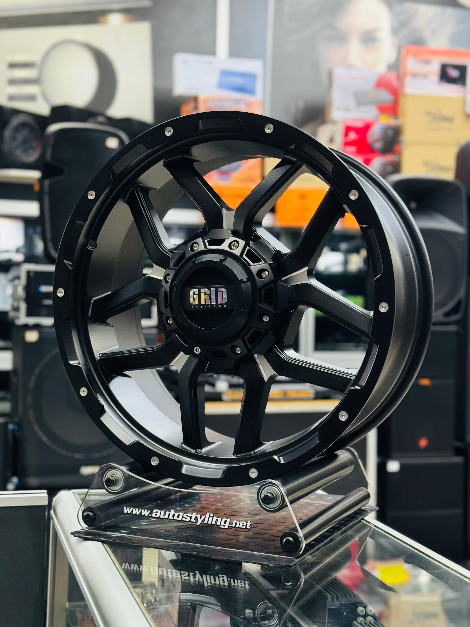 20” AS-F32JT198 6/139 BLACK BAKKIE RIMS