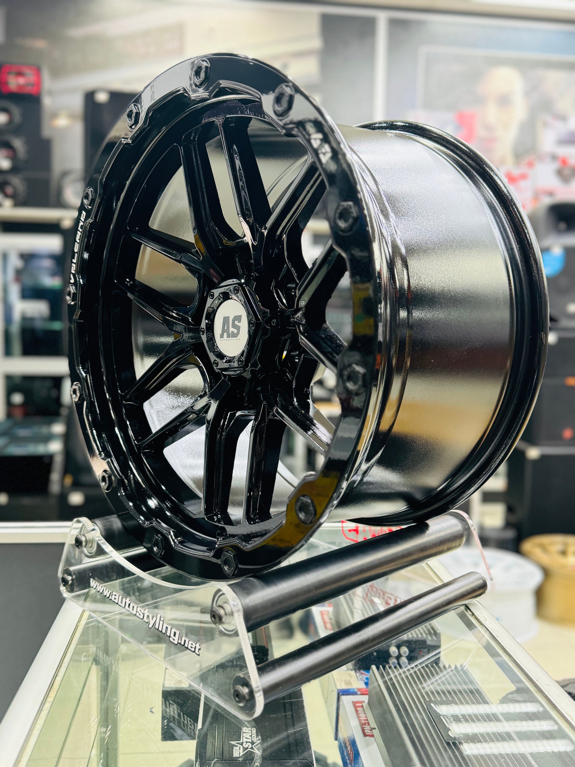 18” V63 6x139 BAKKIE RIMS GLOSS BLACK