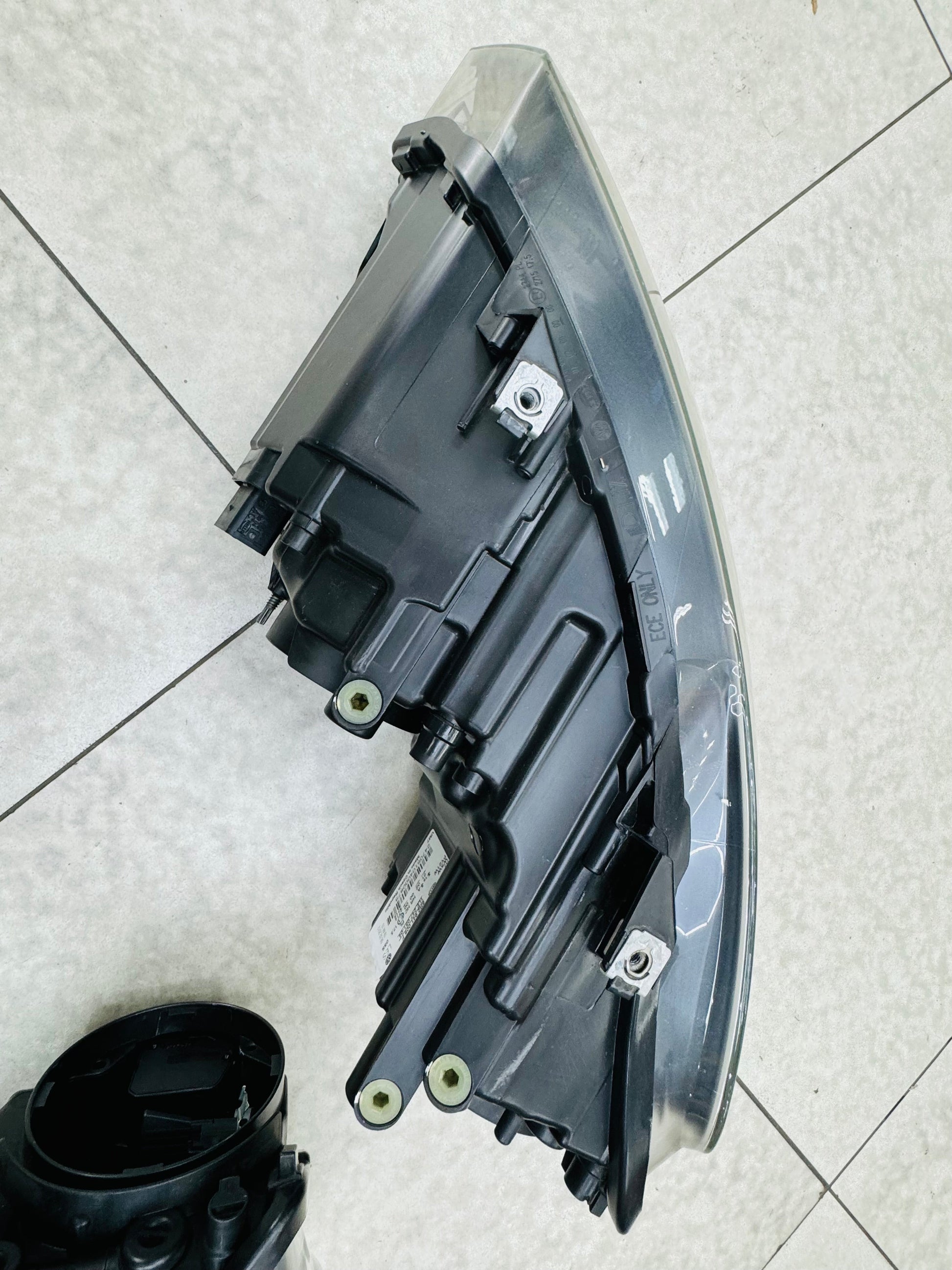 VW POLO 6 OEM PREOWNED headlights