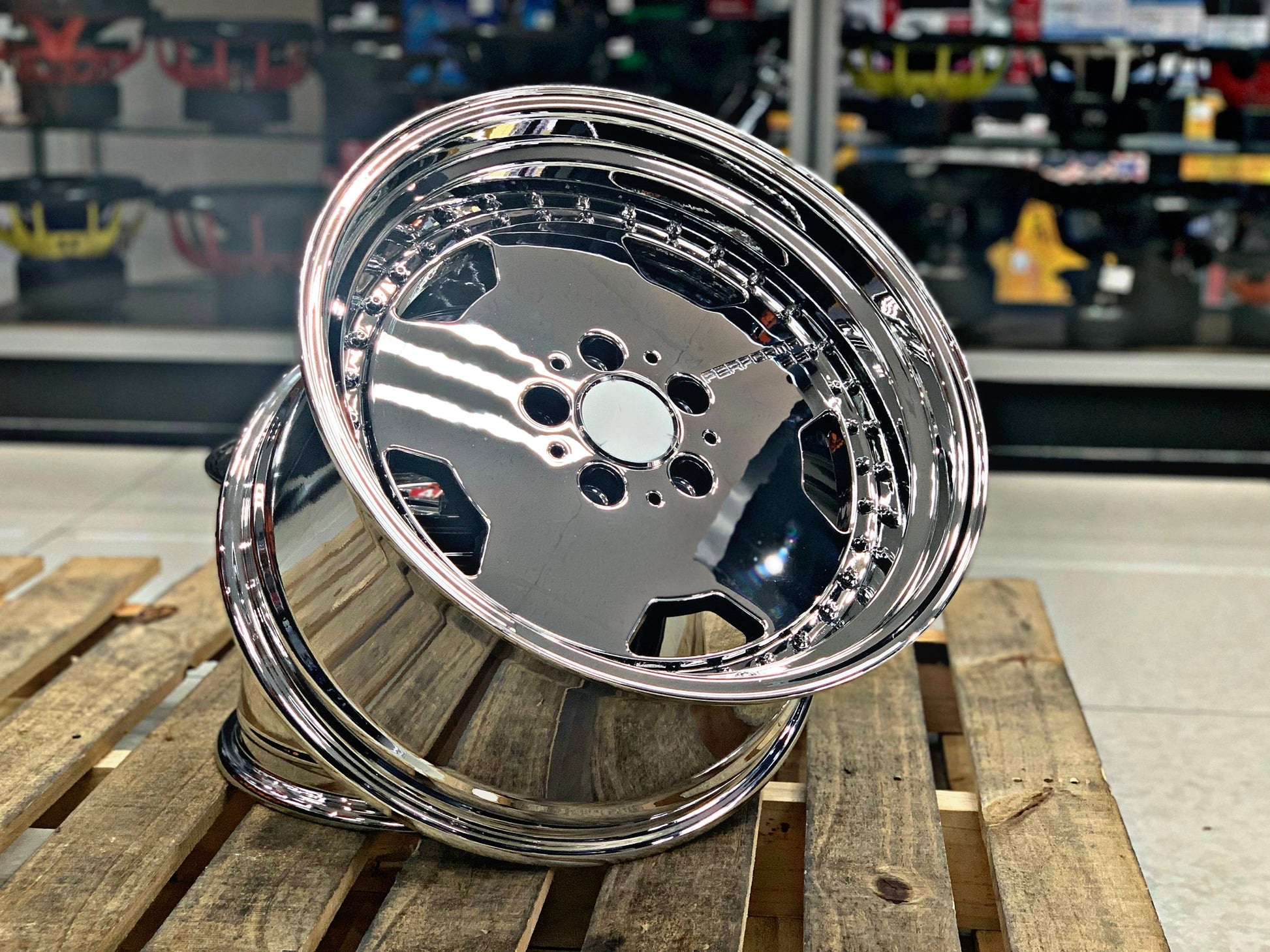 18 ” PERFORMA CHROME 5x112