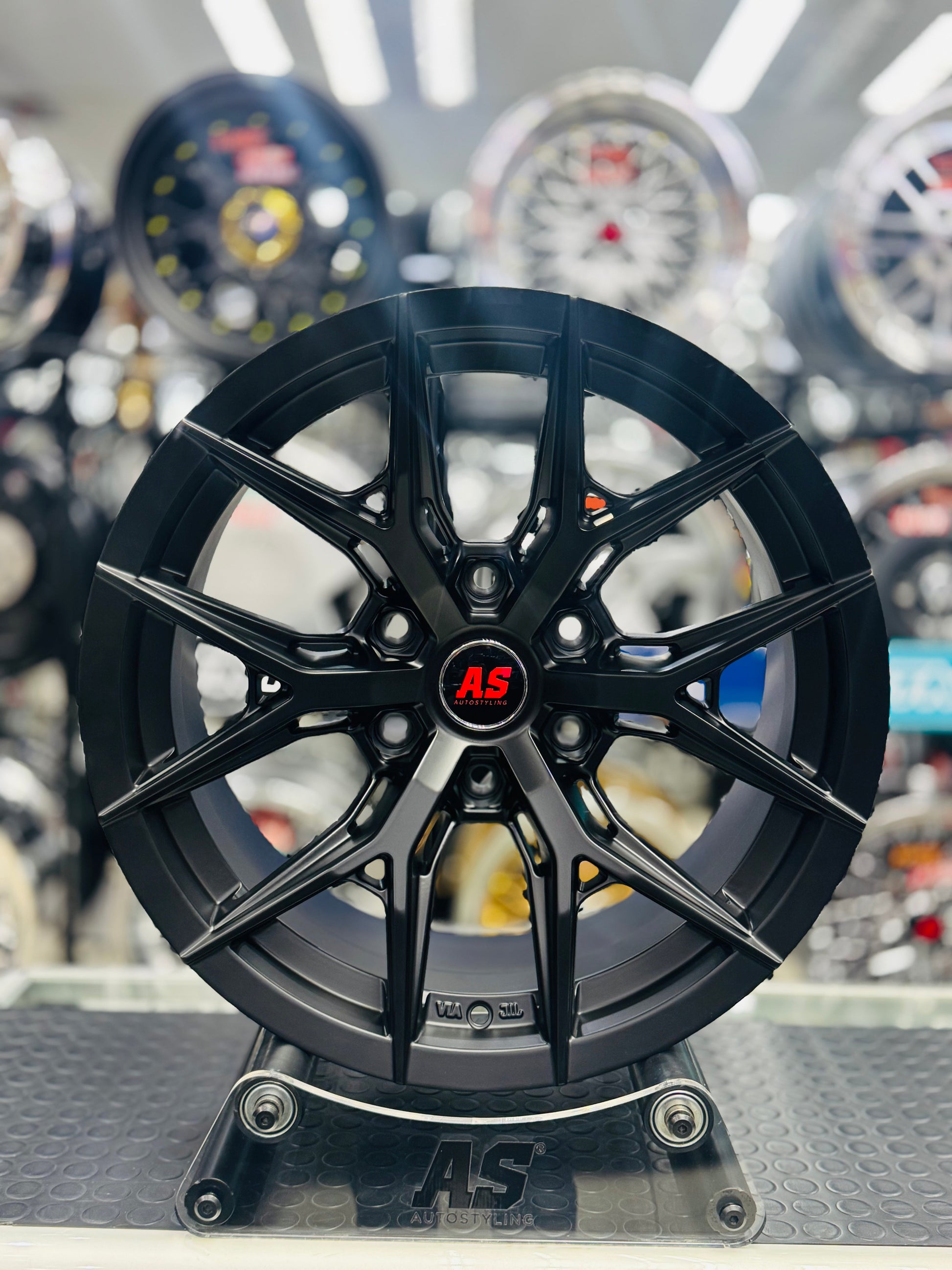 18” TWCS BAKKIE RIMS 6/139 PCD