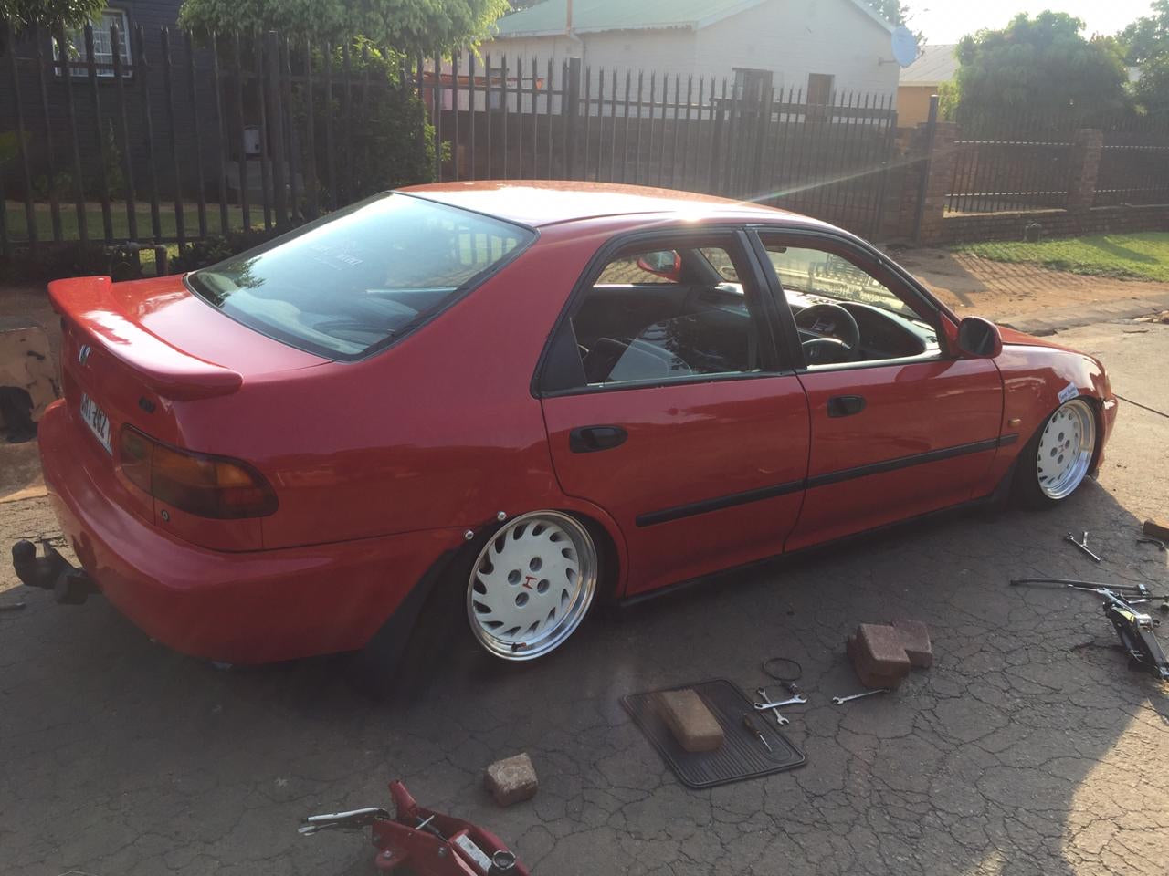 UNIVERSAL SLEEVE OVERS