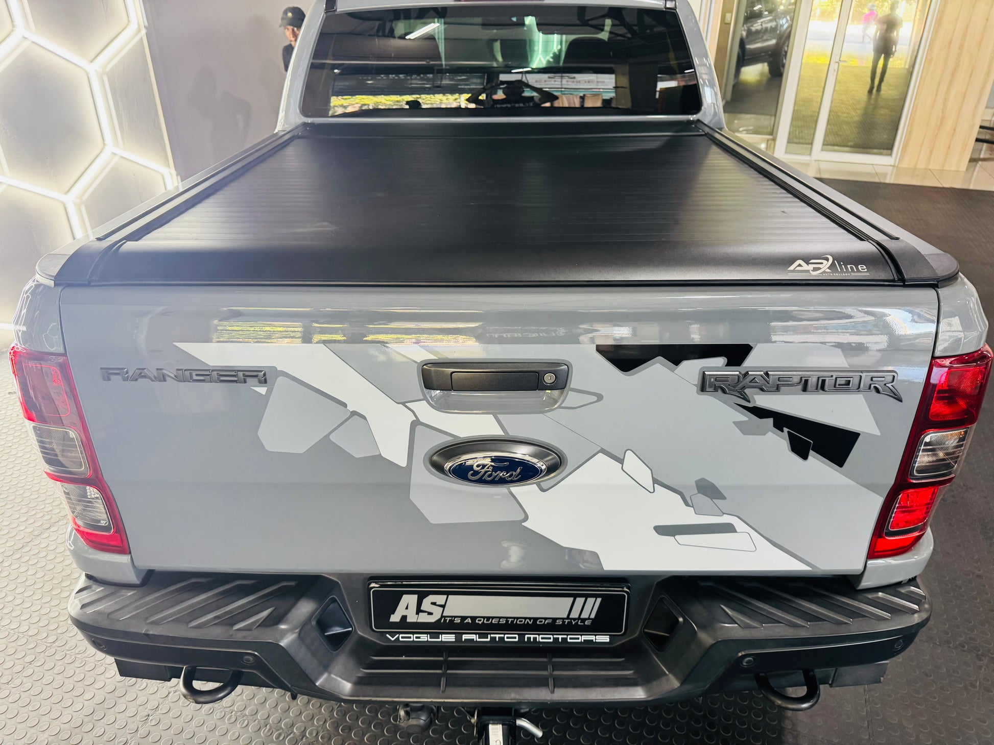 AR-Line electric roller shutter for Ford Ranger / Raptor