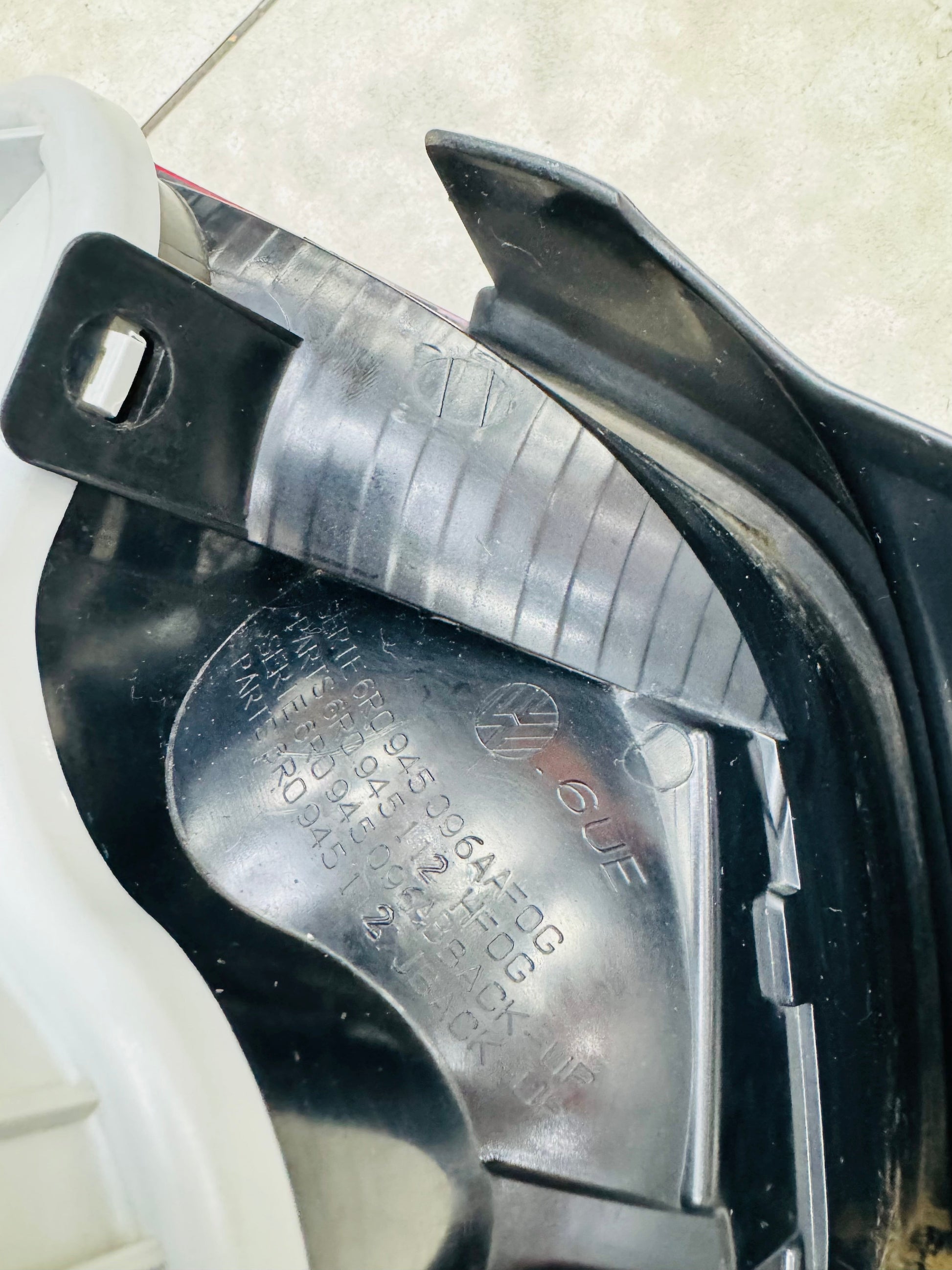 VW POLO 6 OEM PREOWNED TAILIGHTS