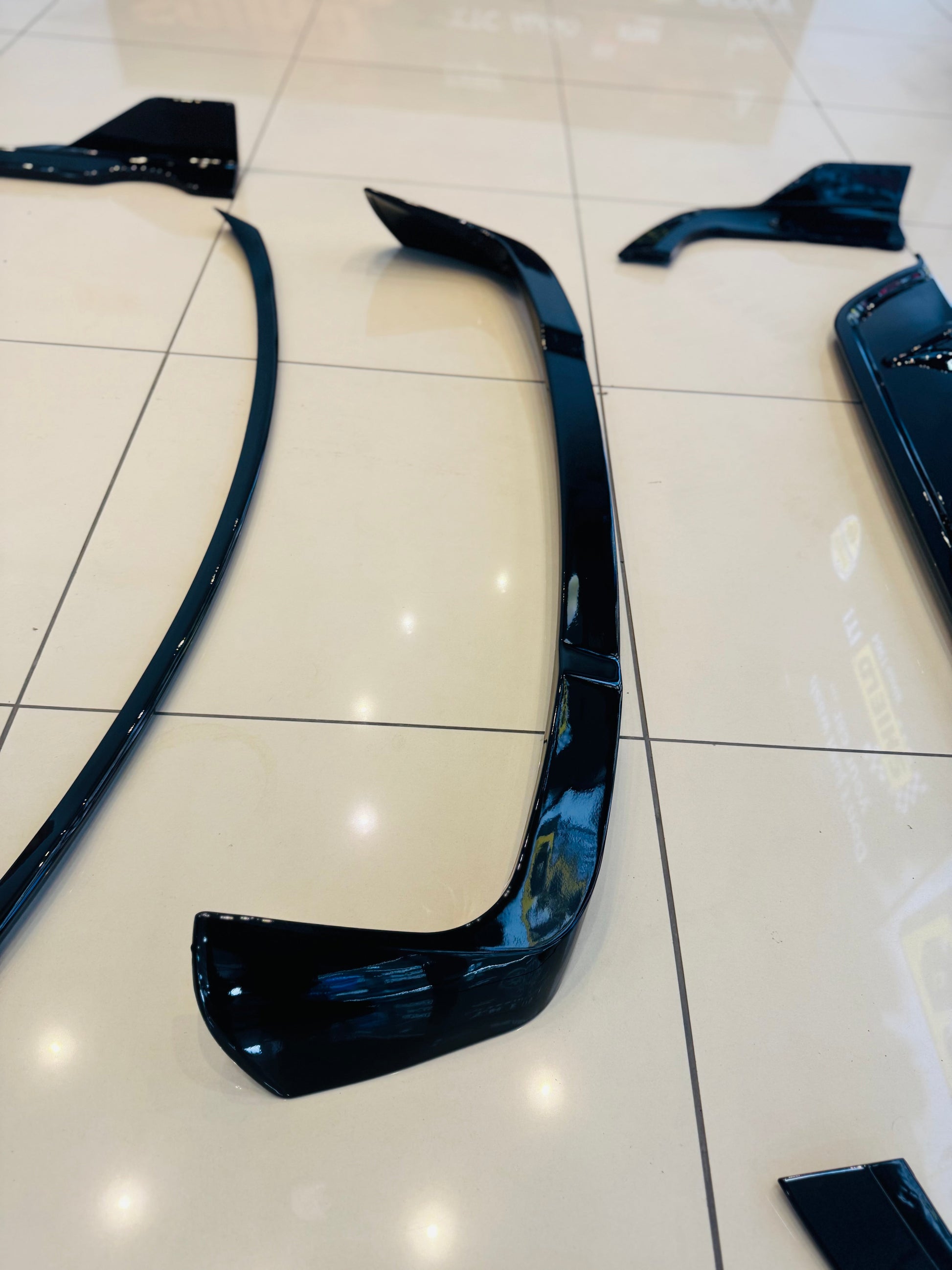 BM X5 G05 FACELIFT 2023+  BLK WARRIOR KIT SMALL WING