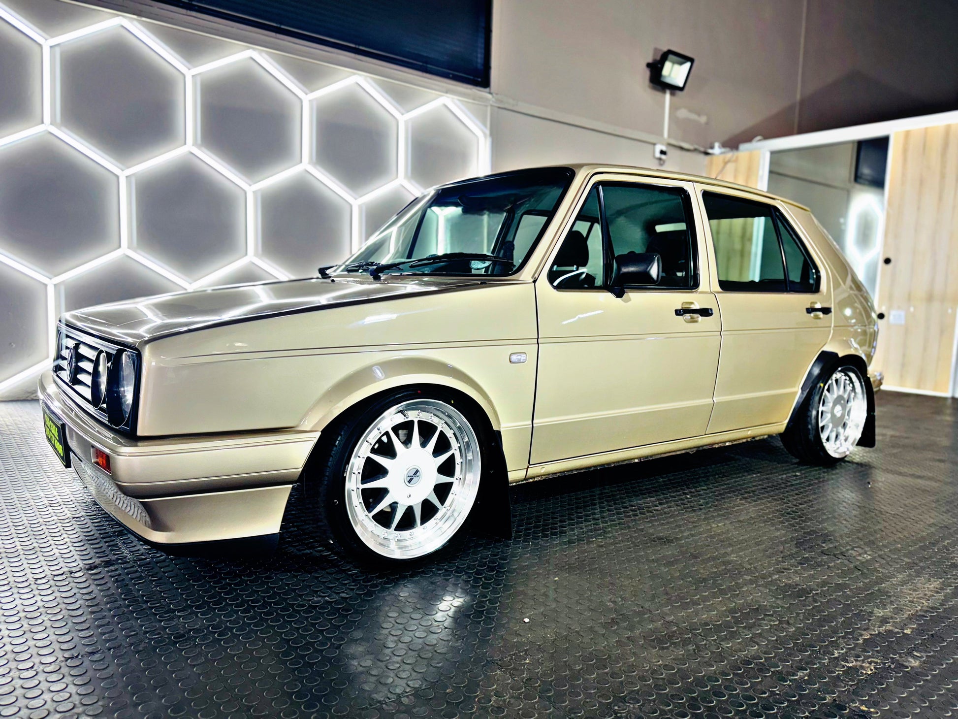 VW  ASV 2PCE PLASTIC FRONT SPOILER