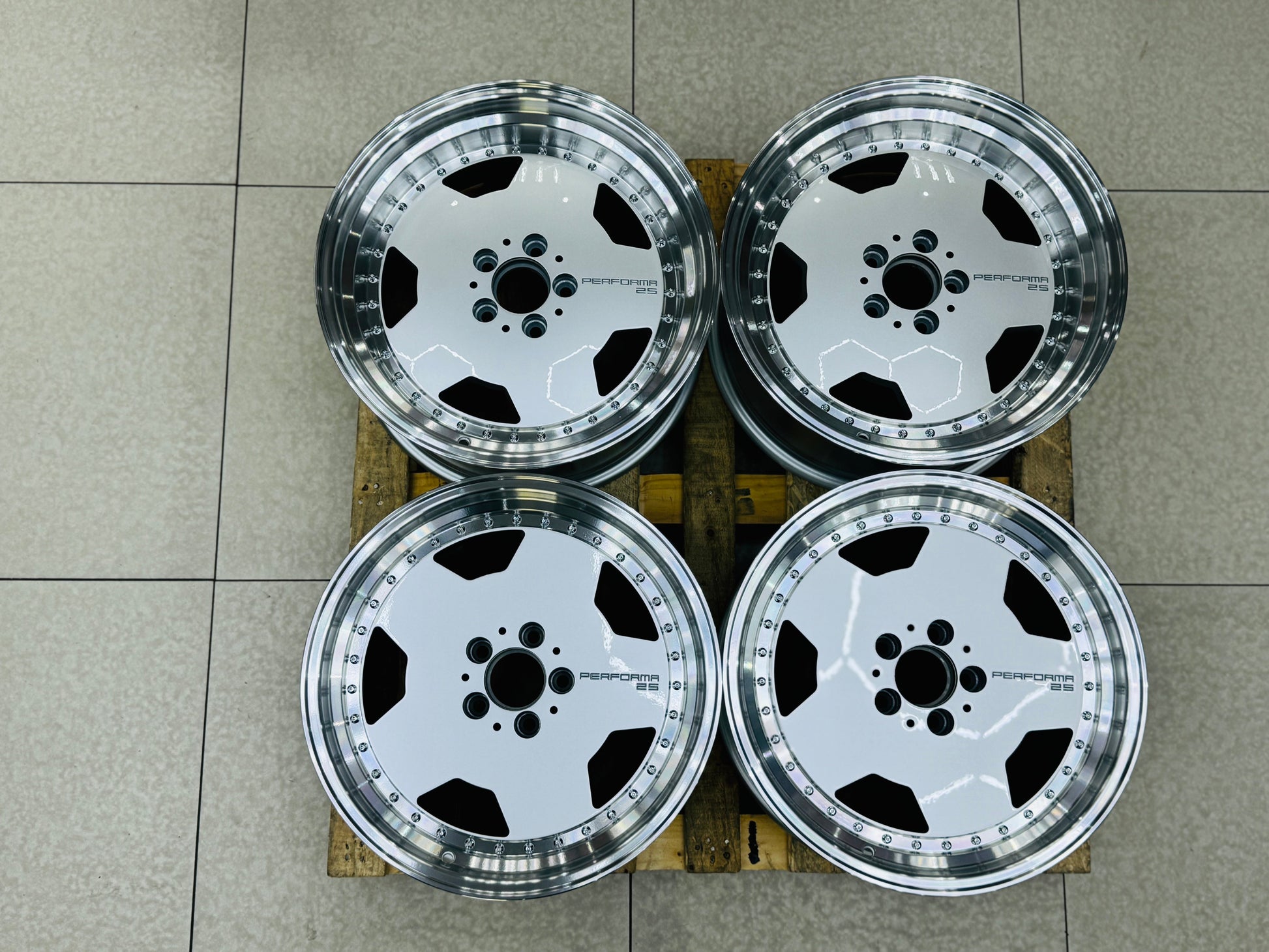 17” AMG PERFORMA 5x112 narrow wides