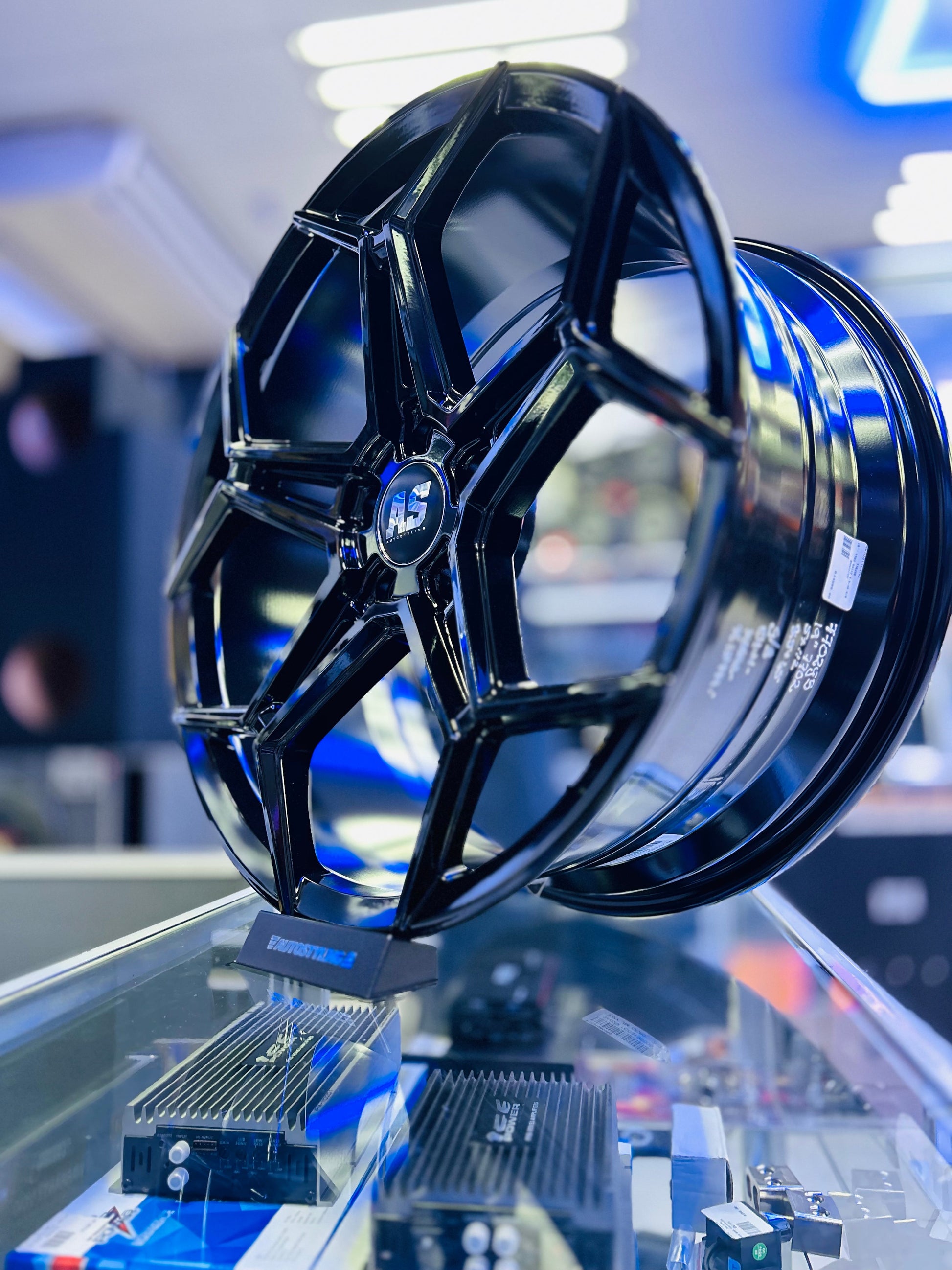 19” AS- HURACAN  5/112 GLOSS BLACK