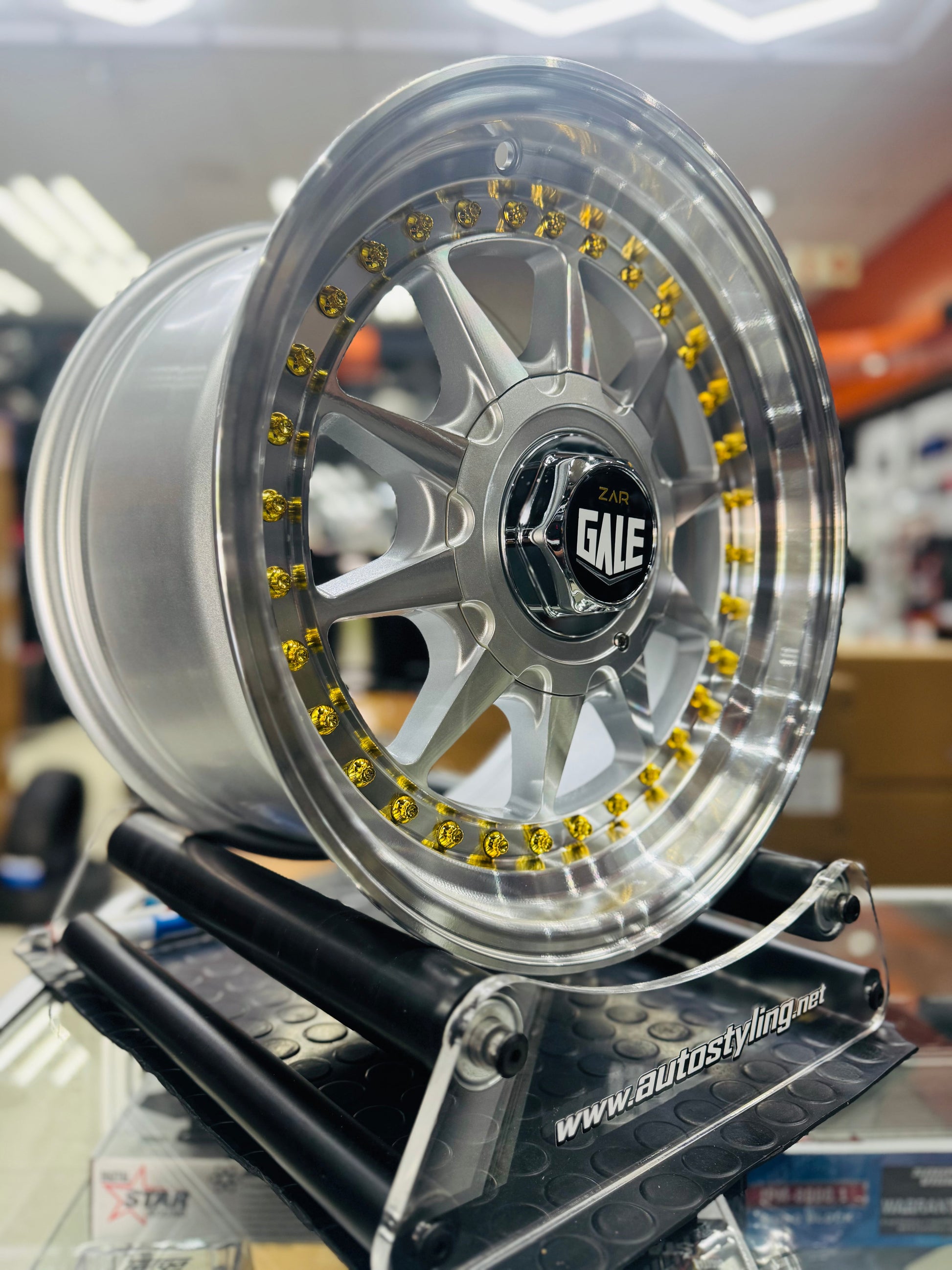 15”  GALE  4/100 4/108 SILVER