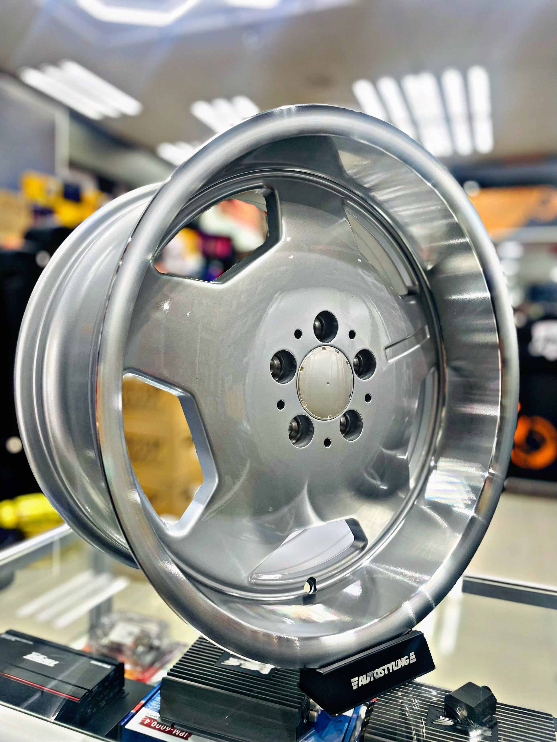 18” F60632 Monoblocks 5x112