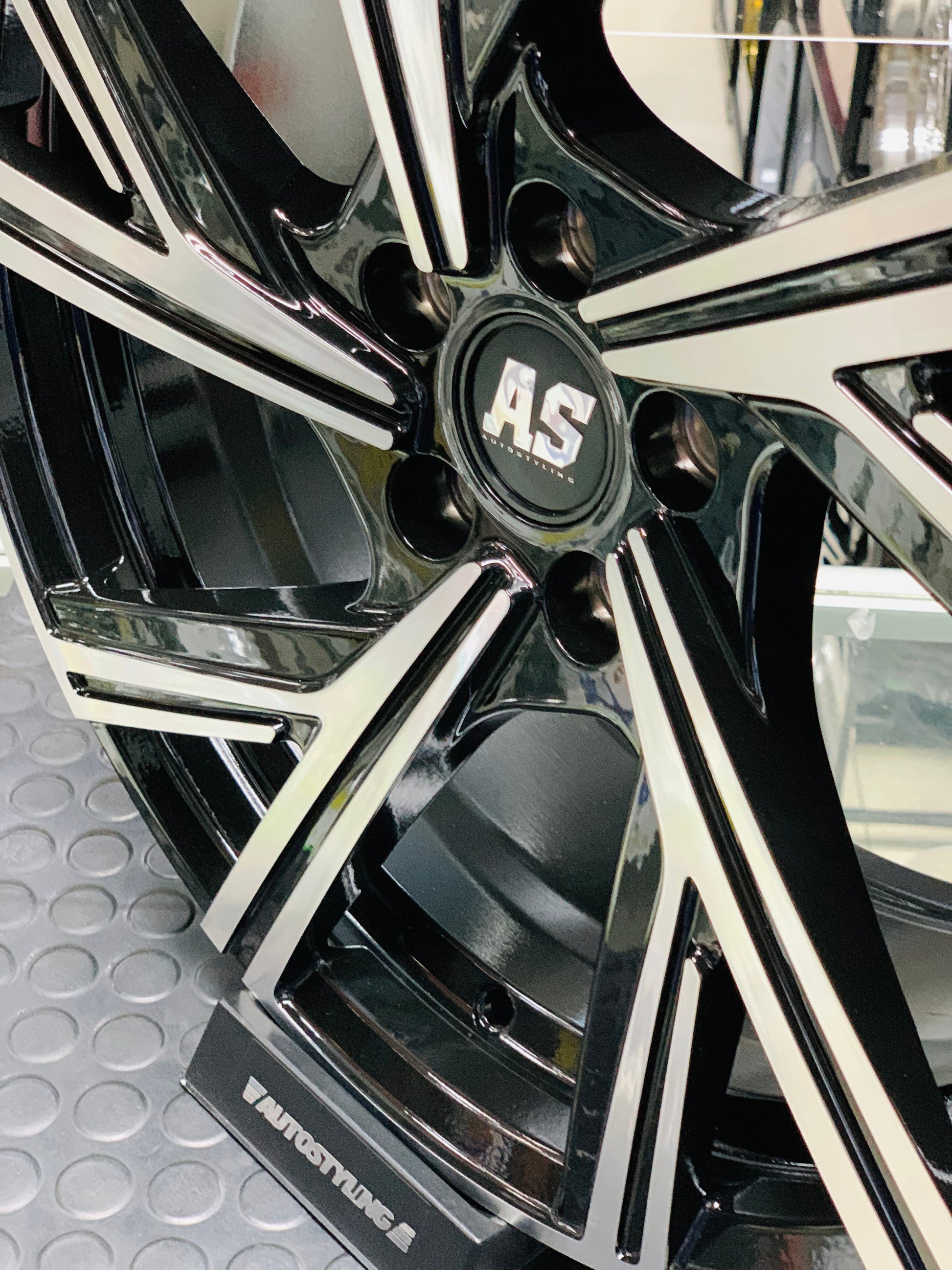 17” AS 2004 GTI POLO