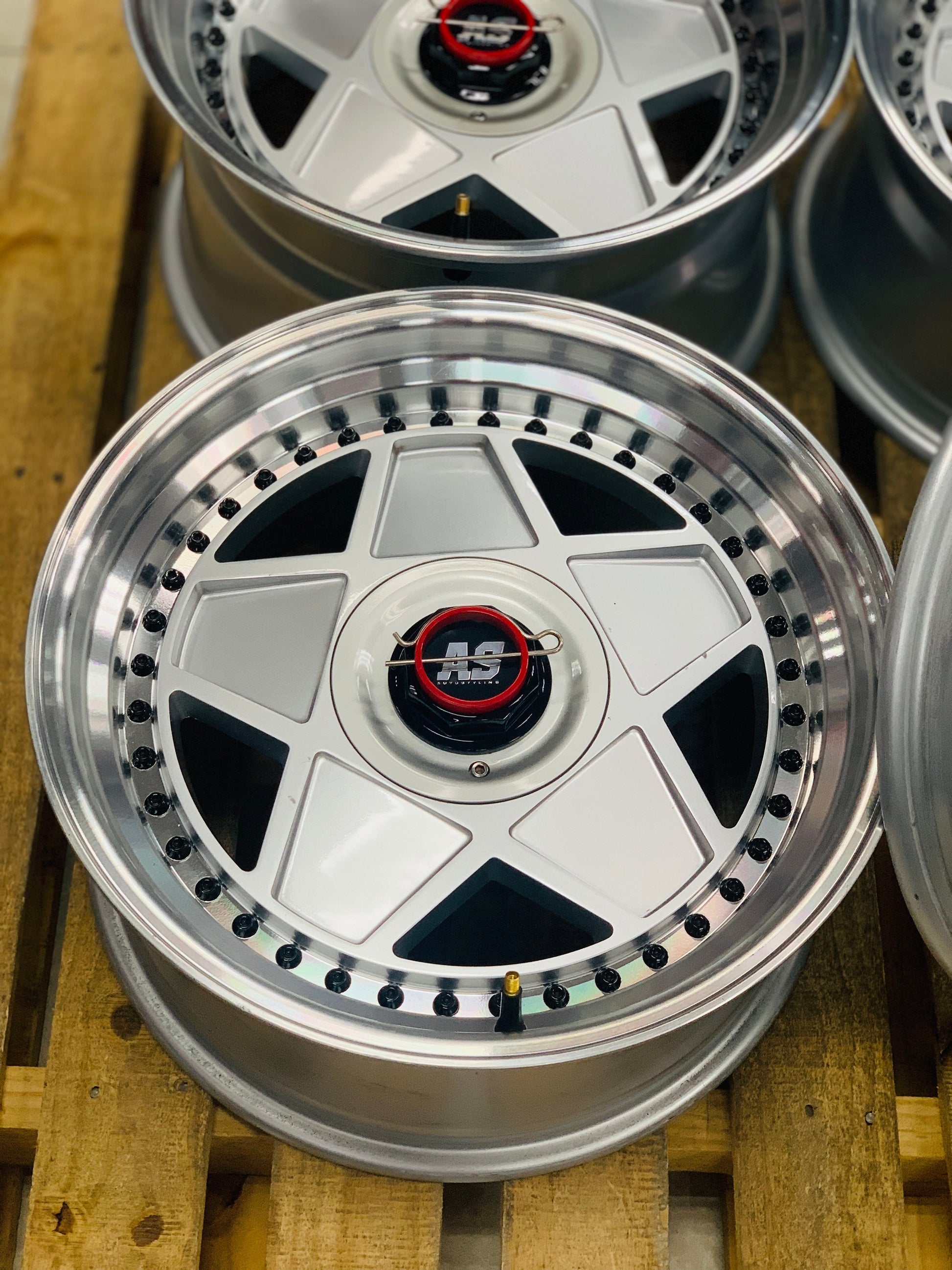 17” AS-MODENA SILVER 4/100 & 5/100- PREOWNED SET