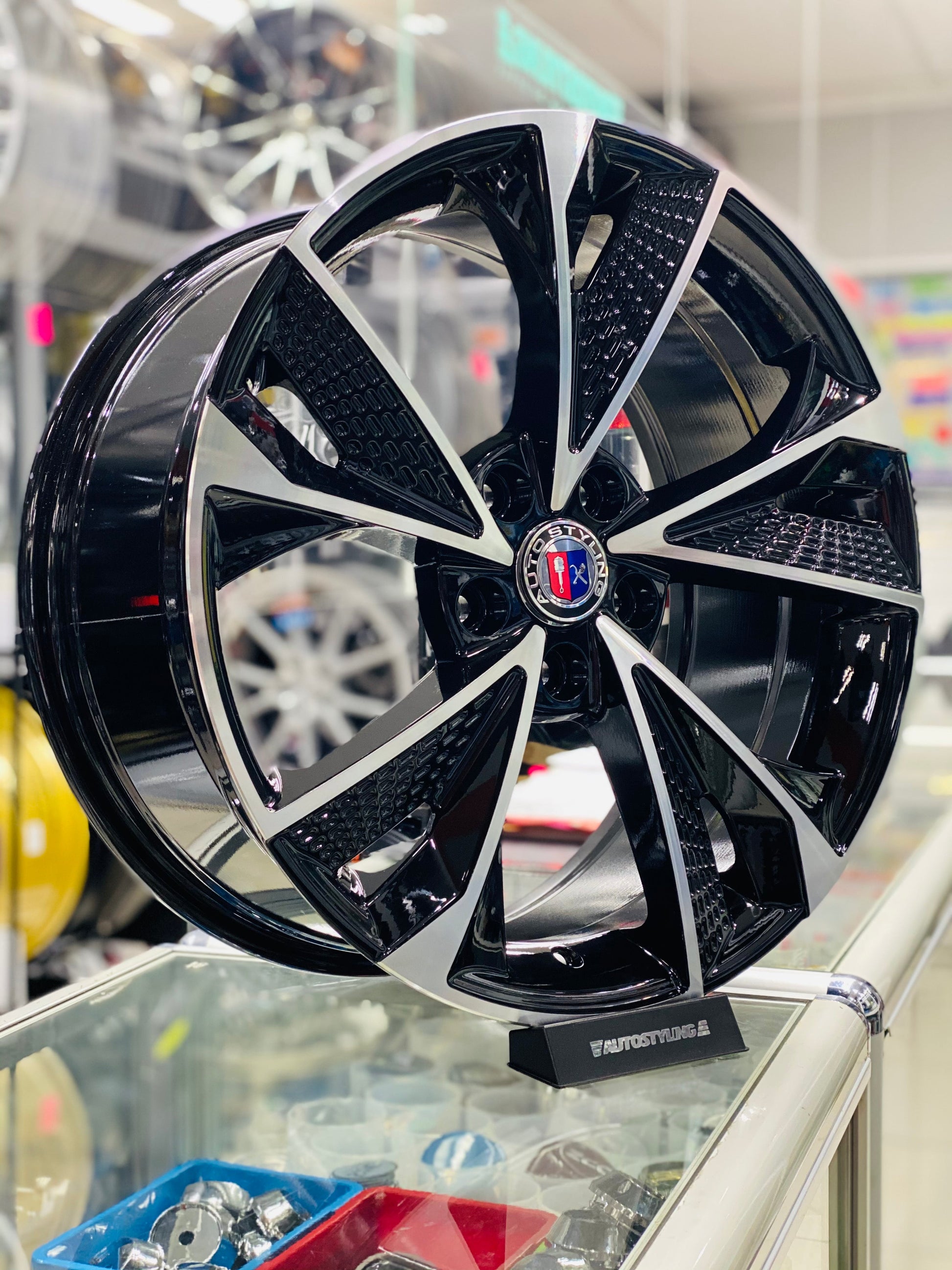 18” AS- VAP 24 5/112 BLACK 5/112