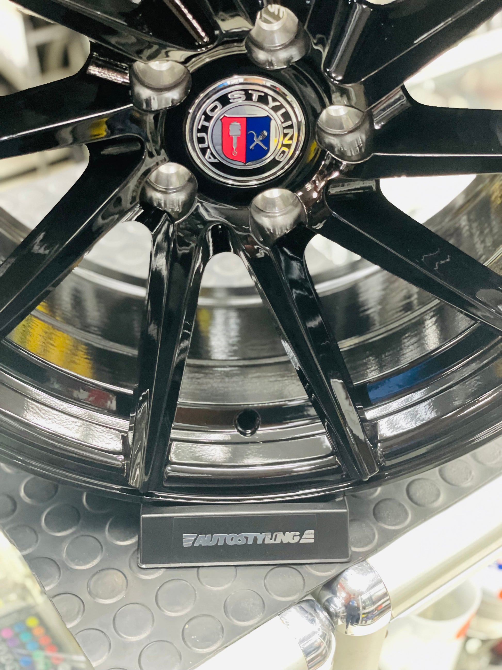 17” AS- CVT 5/100 gloss black wheels