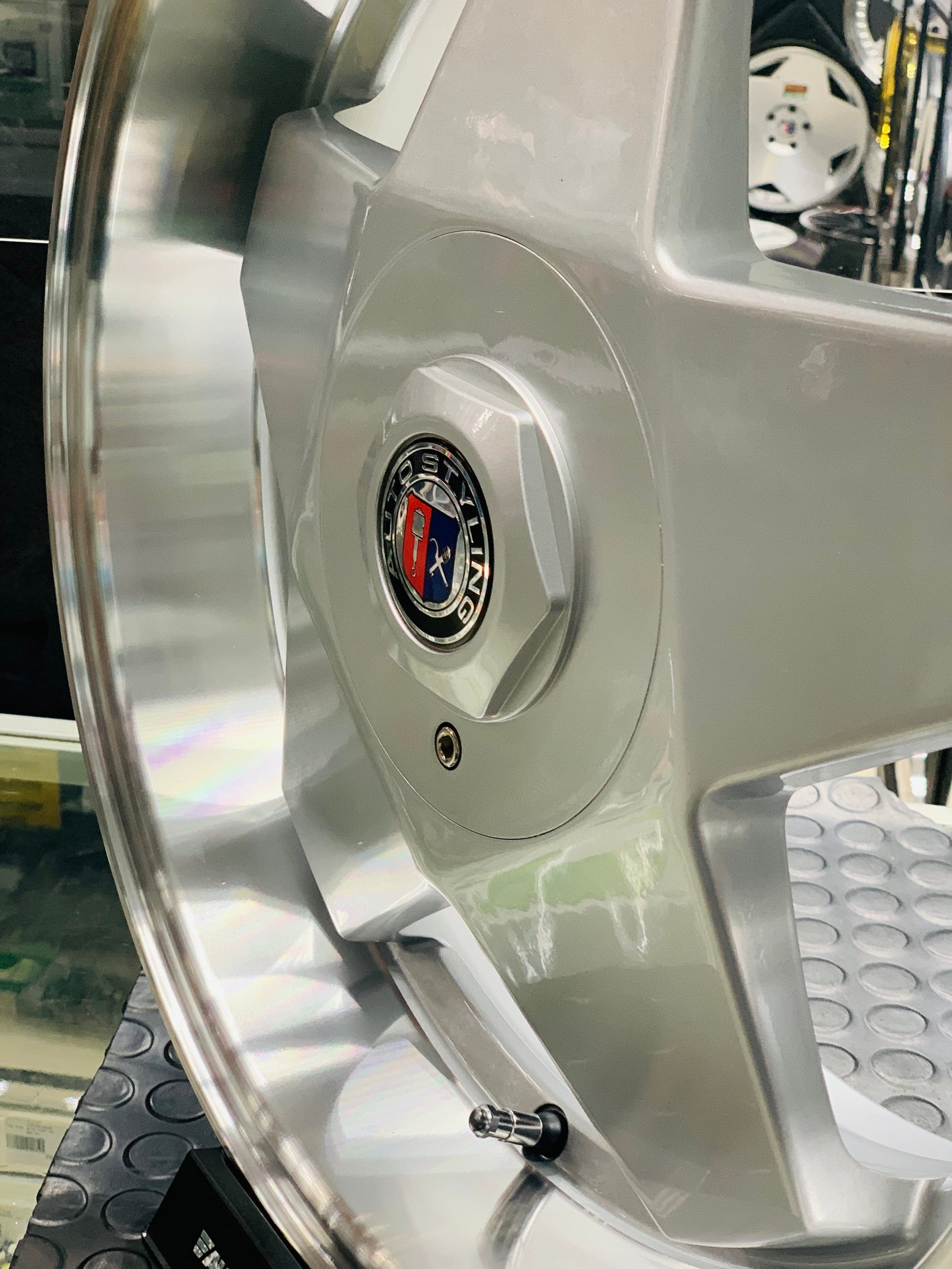 17” AS- BORB WHEELS