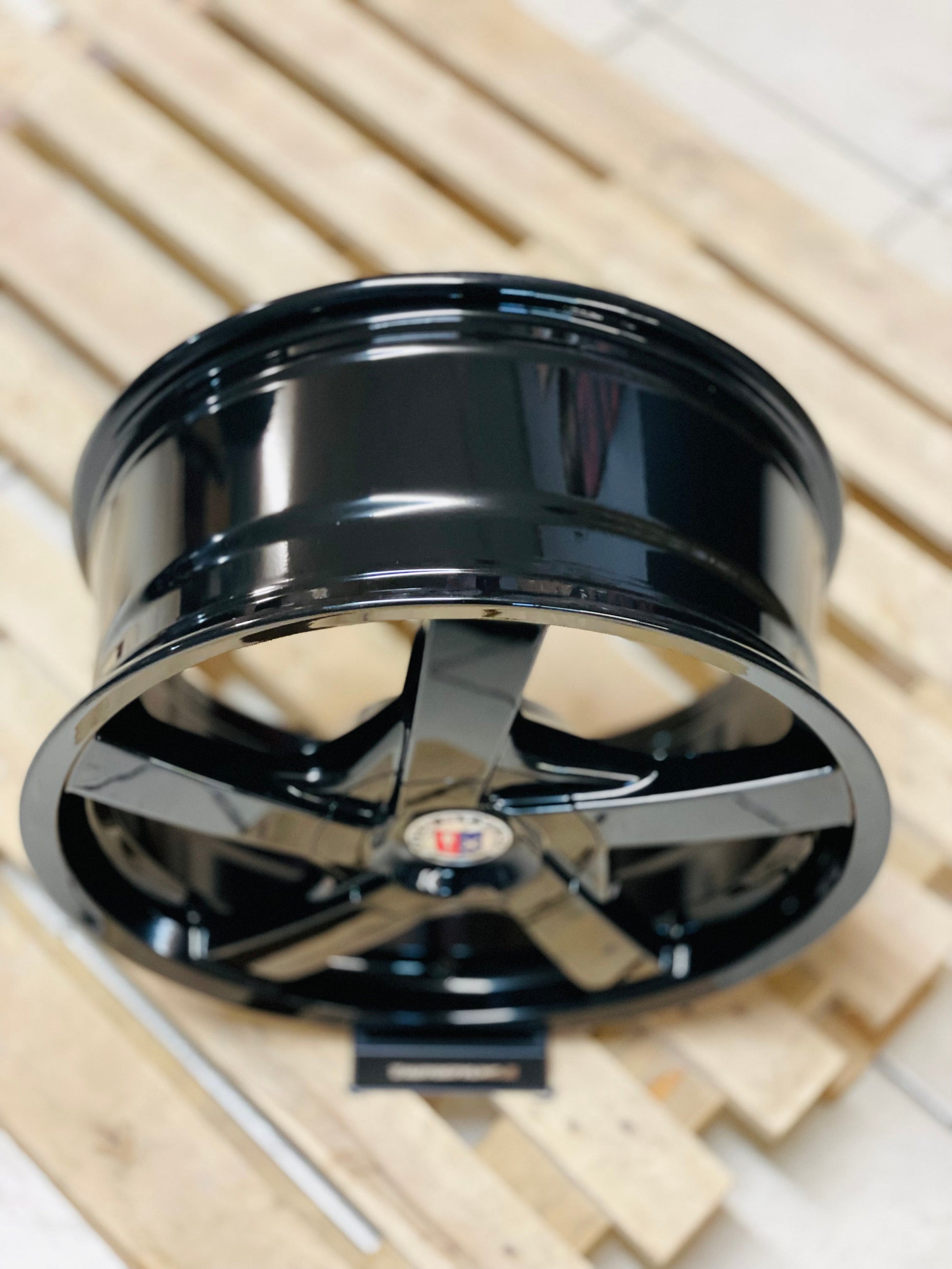 17” As-Y5005 5/100 & 5/114