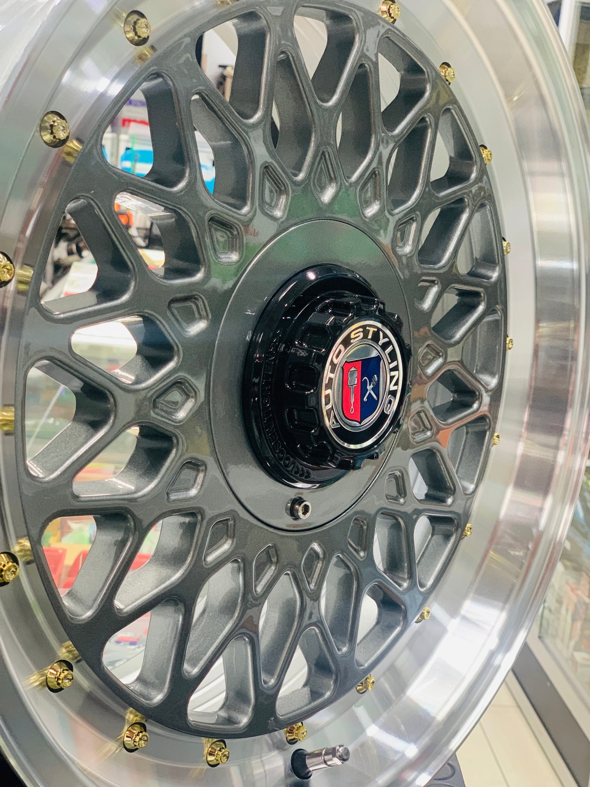 17” AS-PMESH GUNMETAL WHEELS