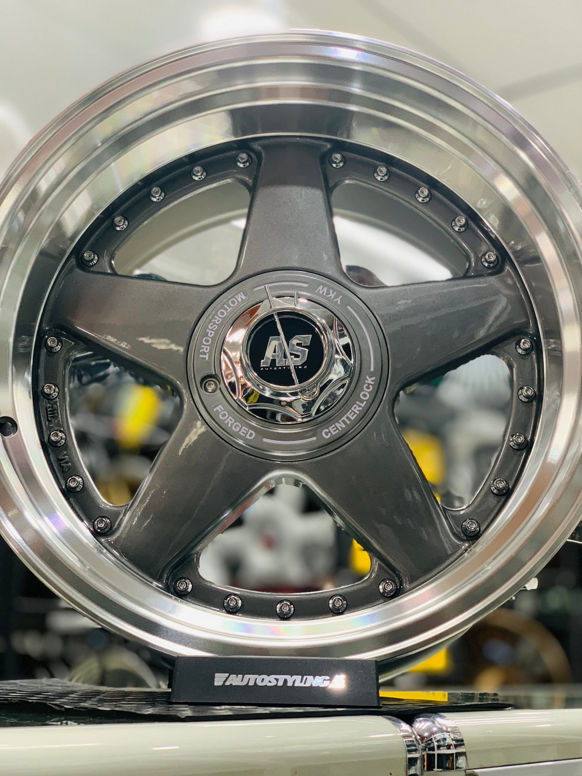 17” AS- 360 8.5/10j WHEELS