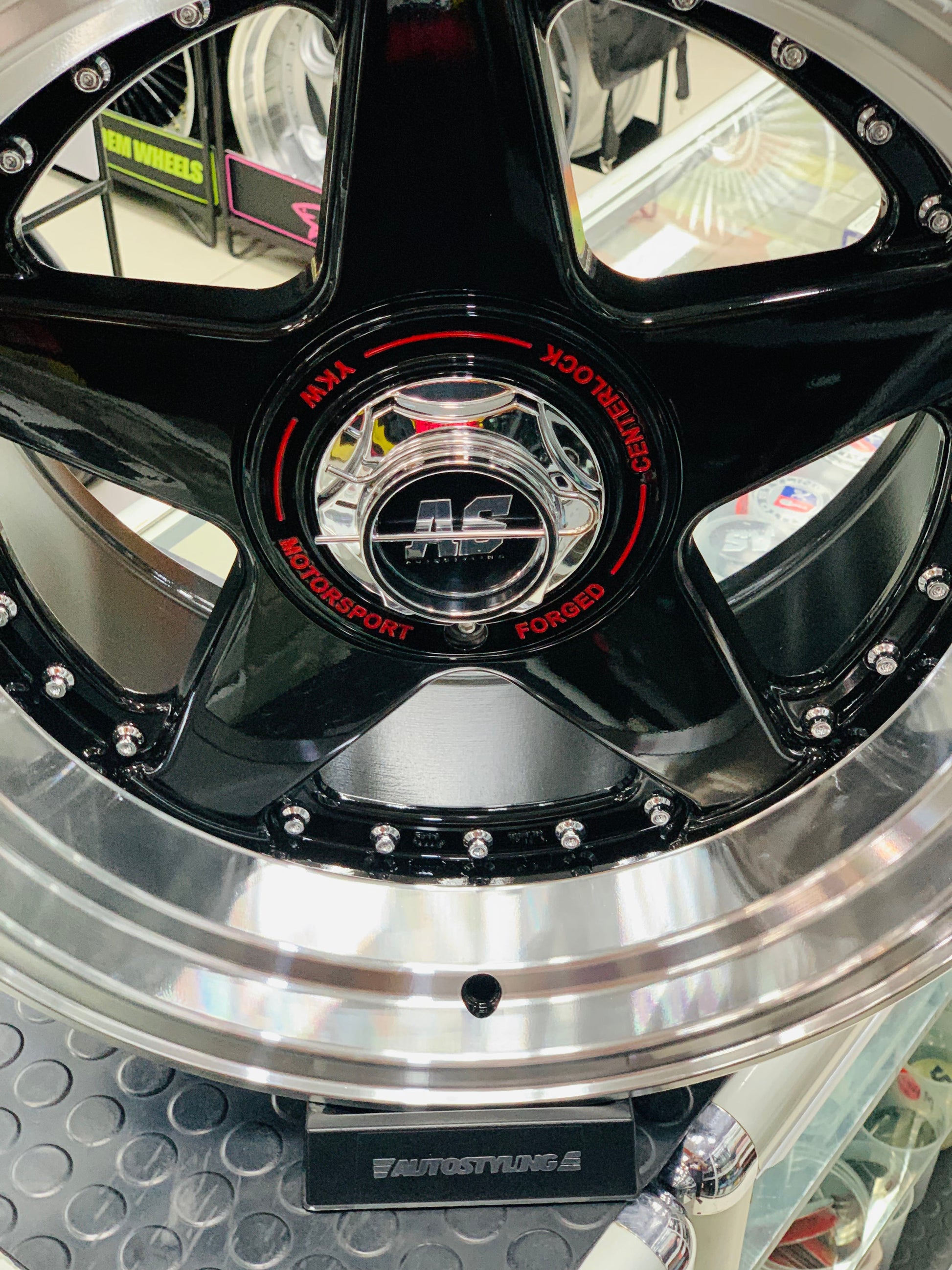 17” AS- 360 8.5/10j WHEELS