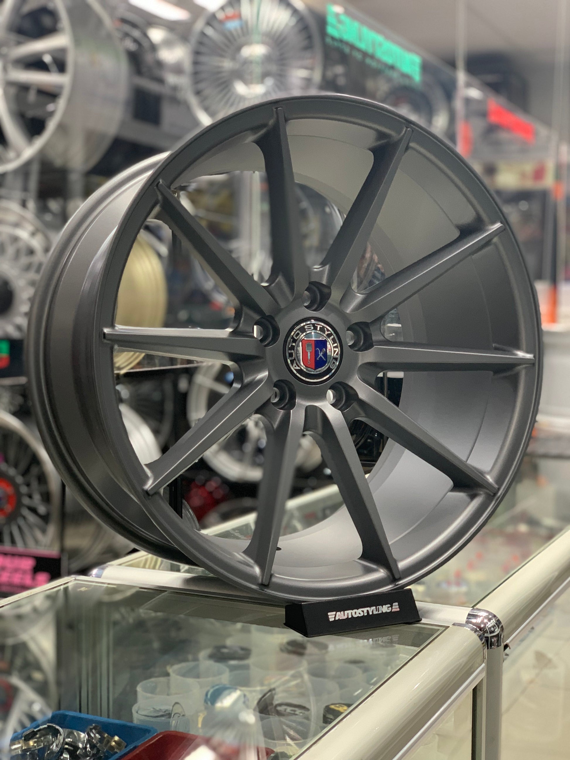 18” AS-2094 5/112 GREY