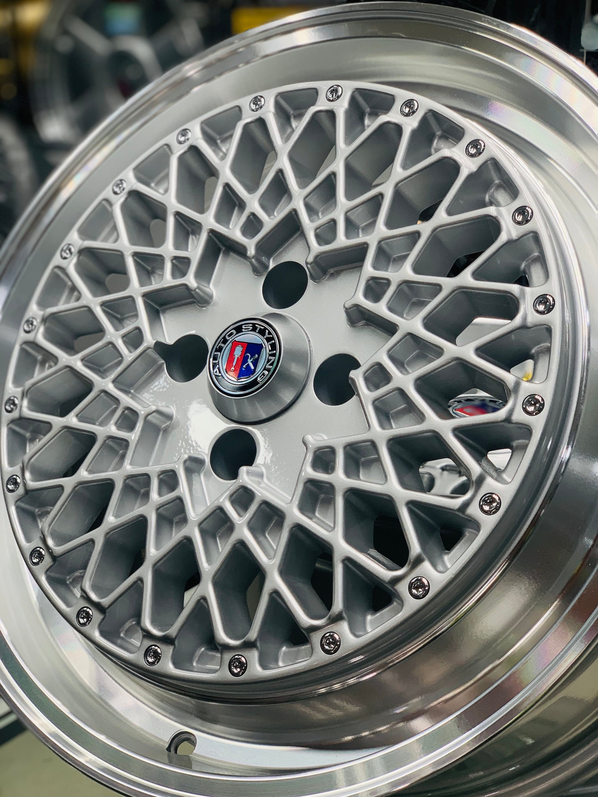 17” AS REVERSE  4/100 SILVER