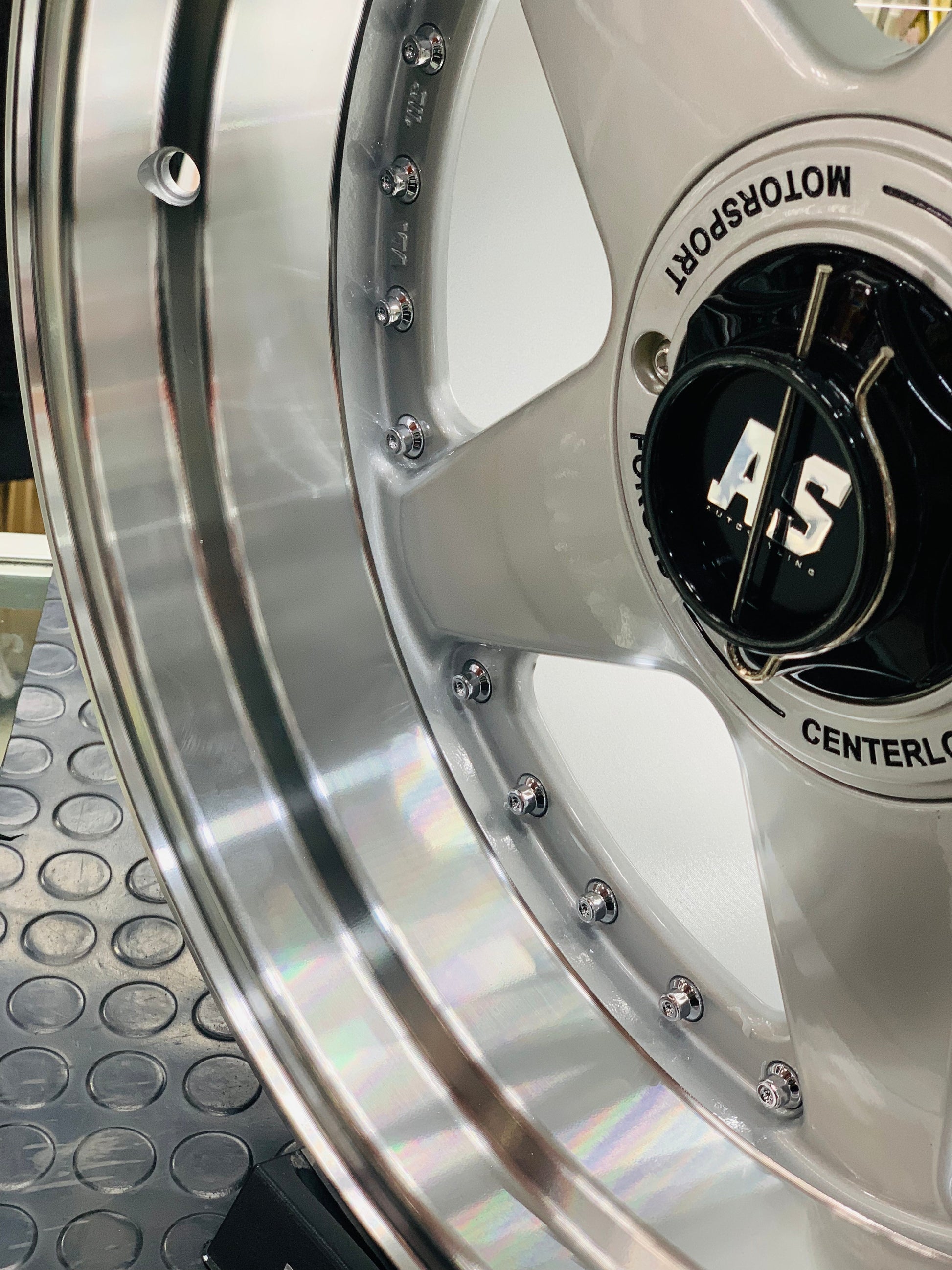 17” AS- 360 8.5/10j WHEELS