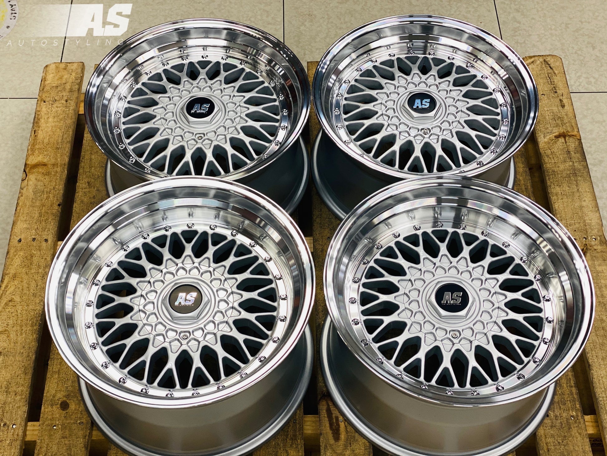 17” AS-MESH 8.5/10j 4/100 4/114 SILVER