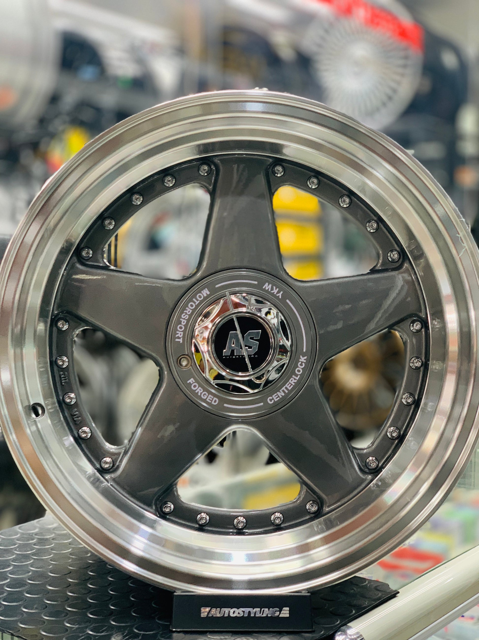 17” AS- 360 8.5/10j WHEELS