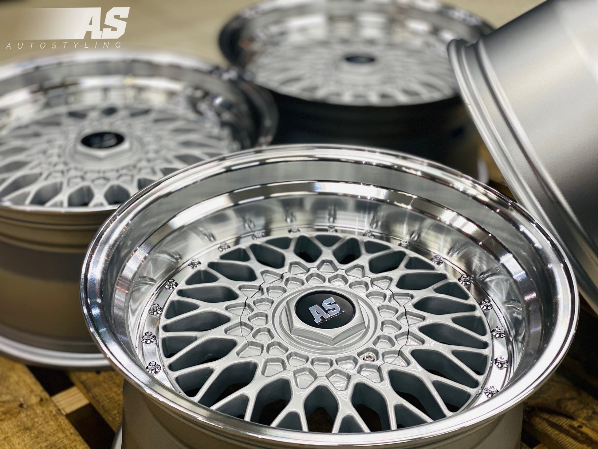 17” AS-MESH 8.5/10j 4/100 4/114 SILVER