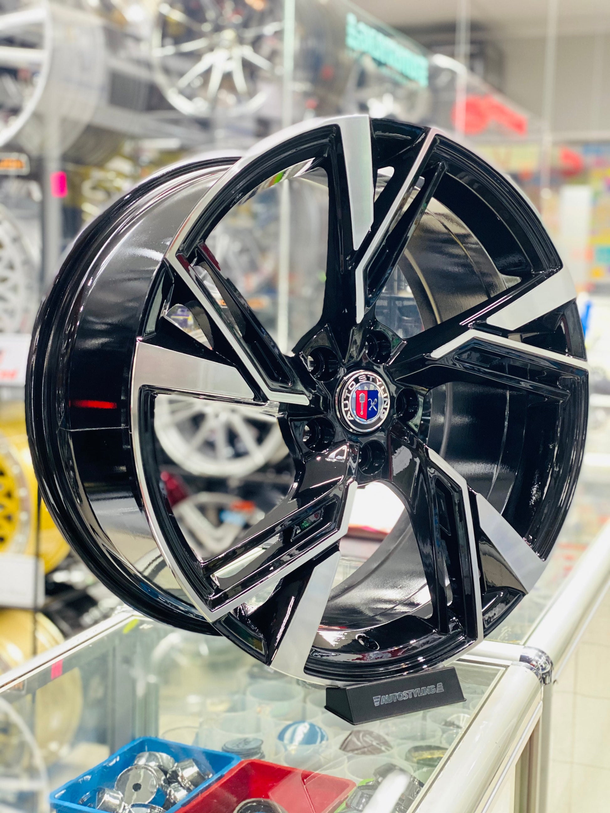 18” AS- VAP 27 5/112 BLACK