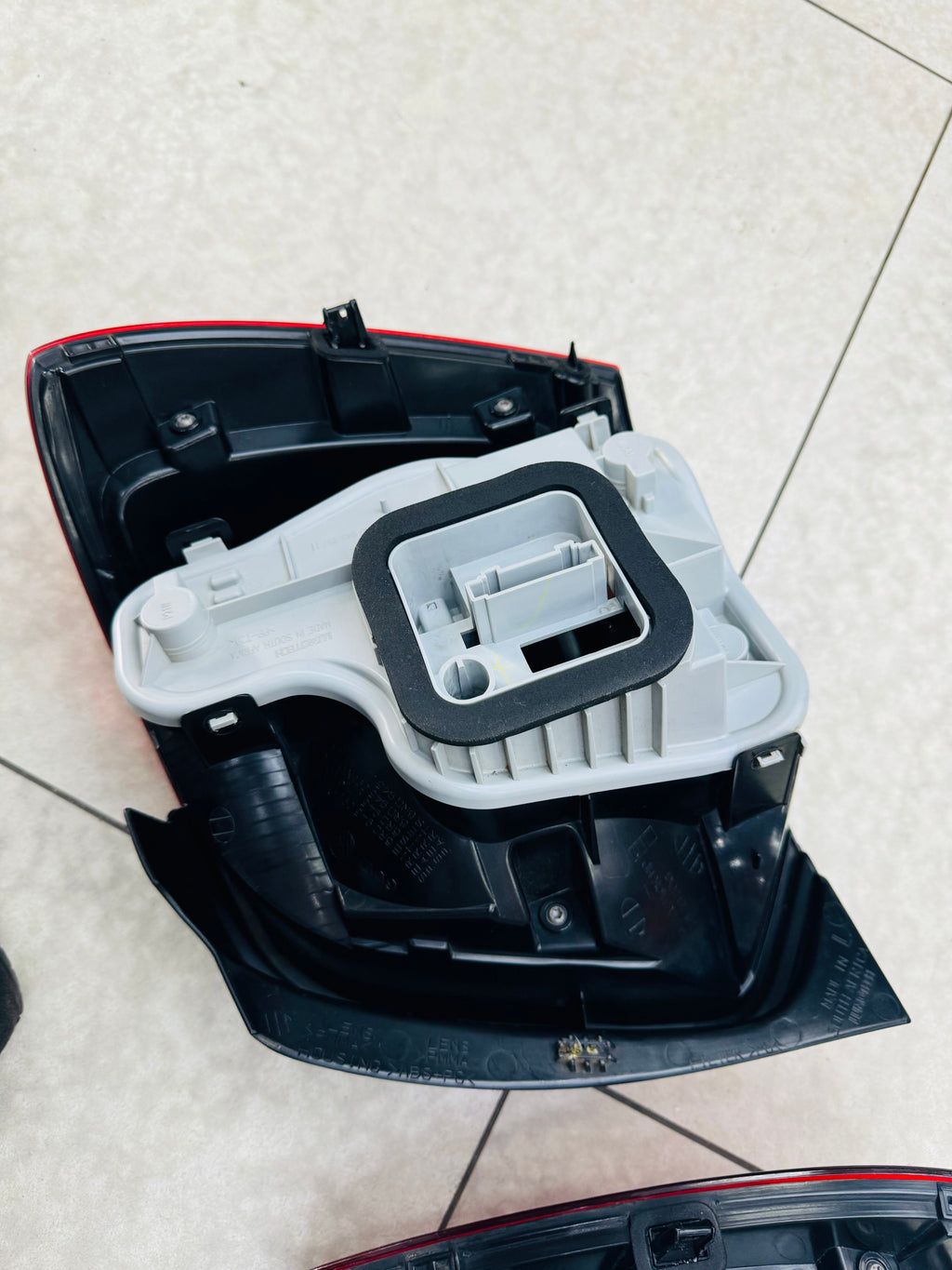 VW POLO 6 OEM PREOWNED TAILIGHTS