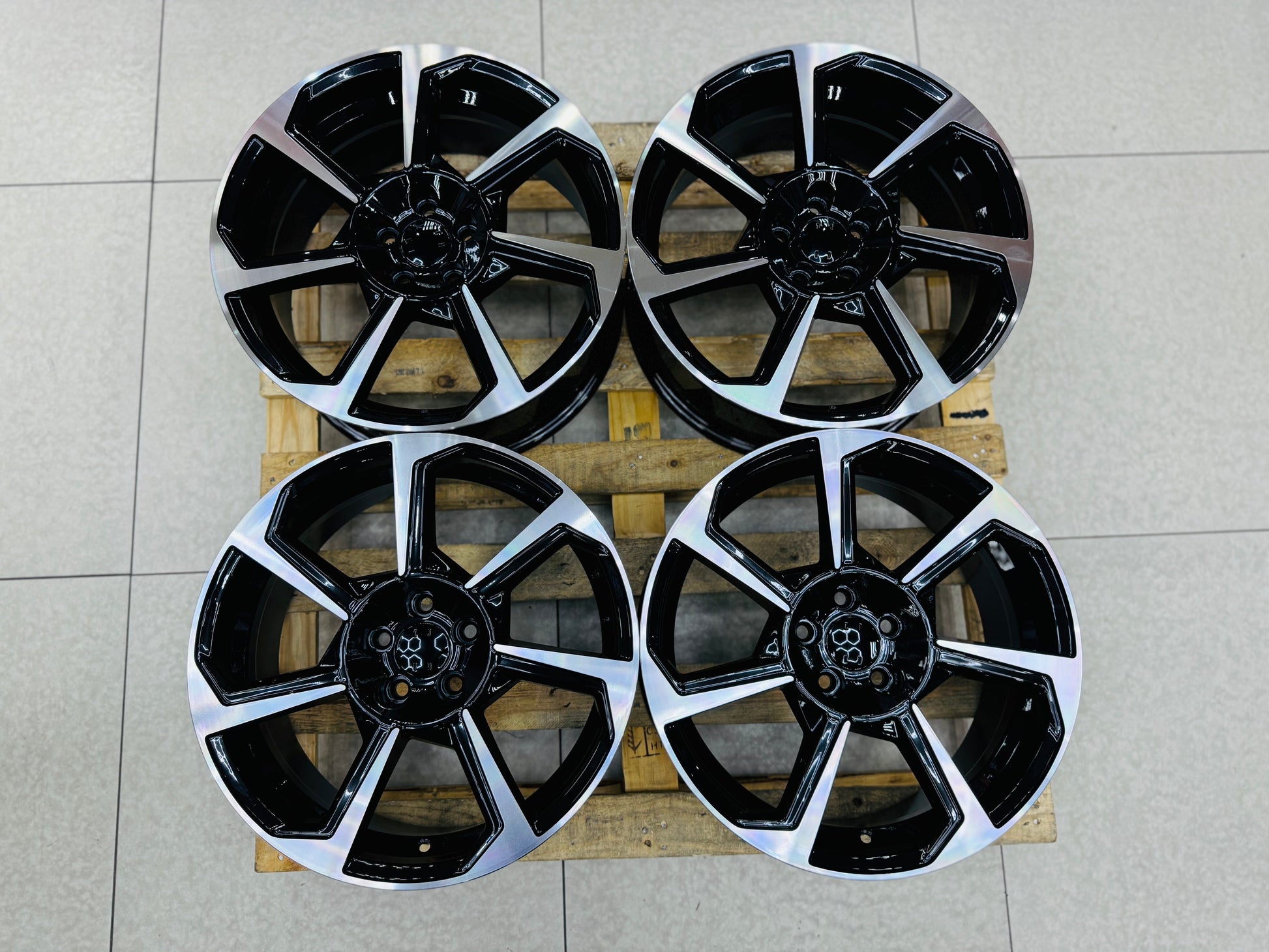 18” AUDI  TTRS   5/112