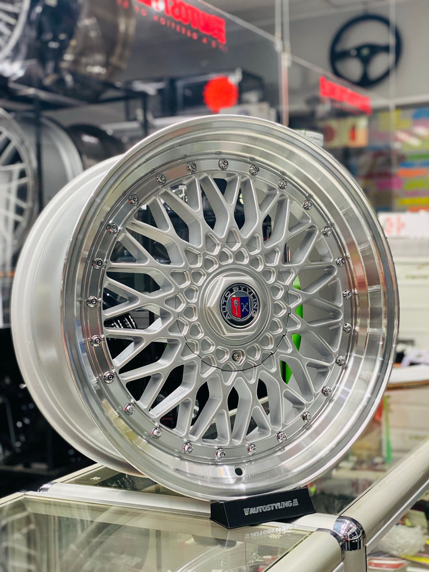 18'' AS MESH 5X100 & 5X114 SILVER