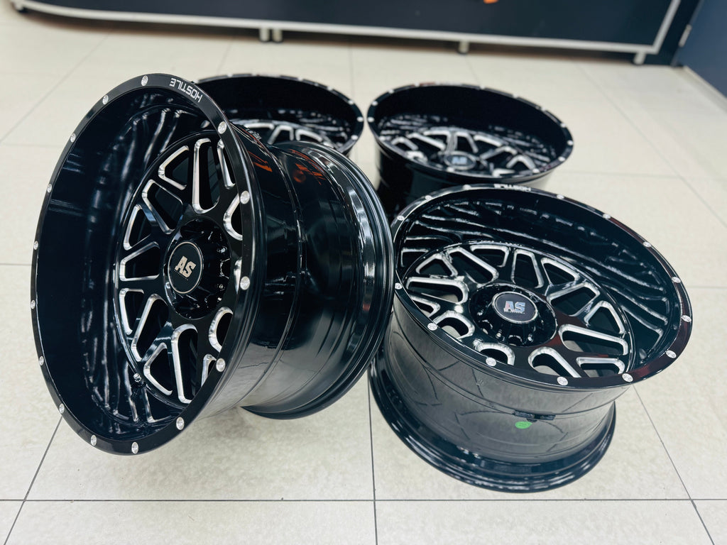 20” M7460 20X12J GLOSS BLACK