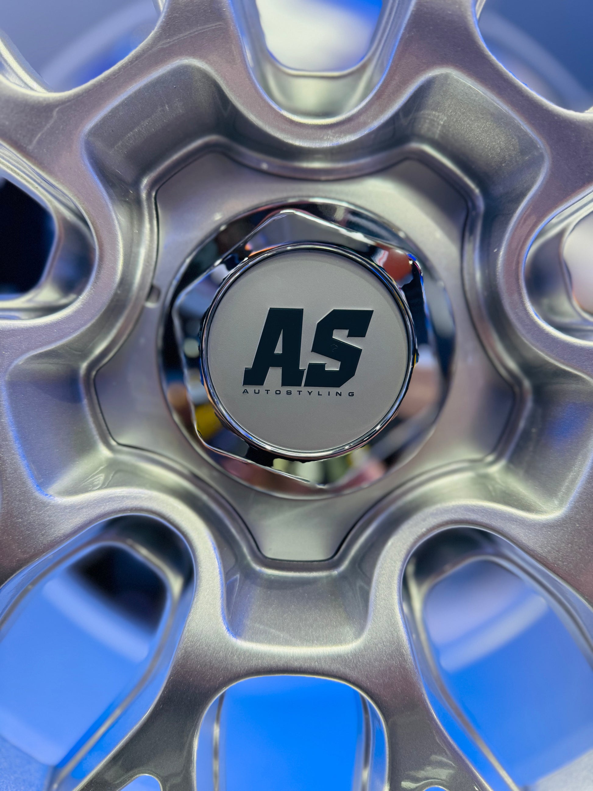 17" AS- LSR  5/100 SILVER WHEELS