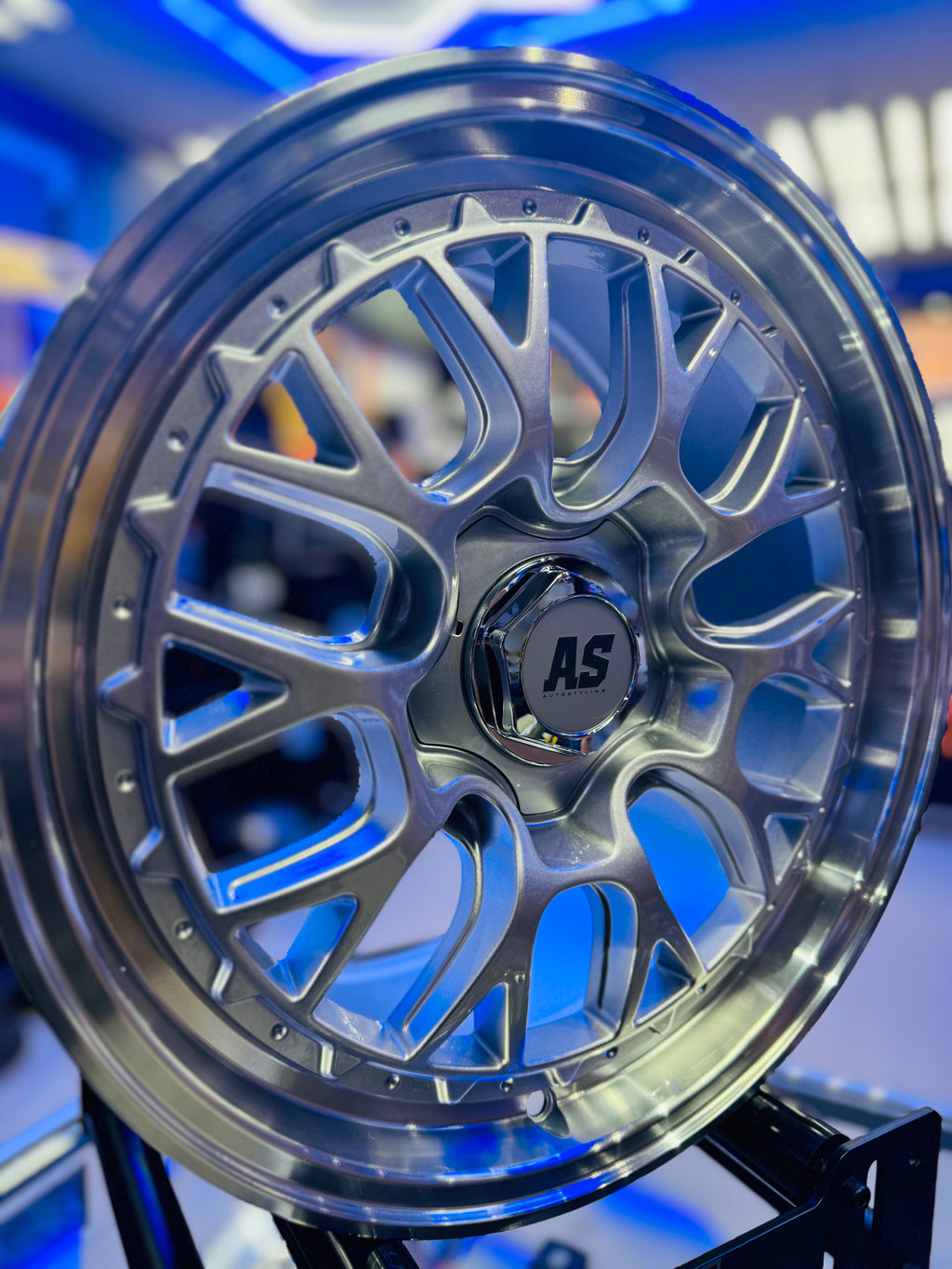 17" AS- LSR  5/100 SILVER WHEELS