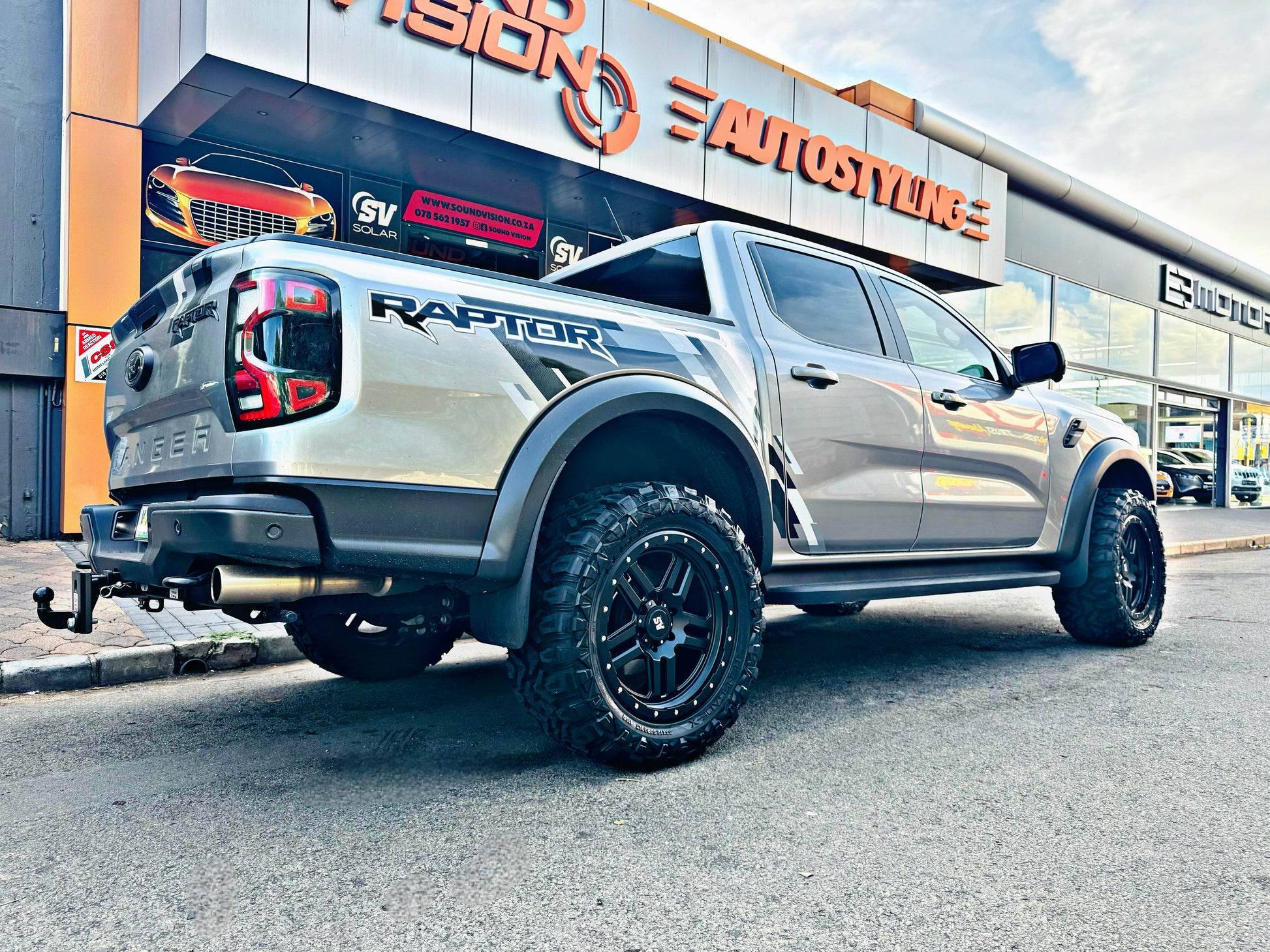 RADAR RENEGADE-X MUD TERRAIN 33”x12.5 R20