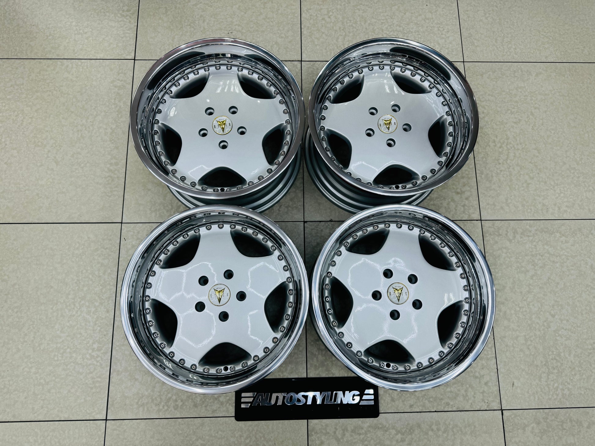 18” WORK RYVER 3 pce split wheels 5x120  pcd