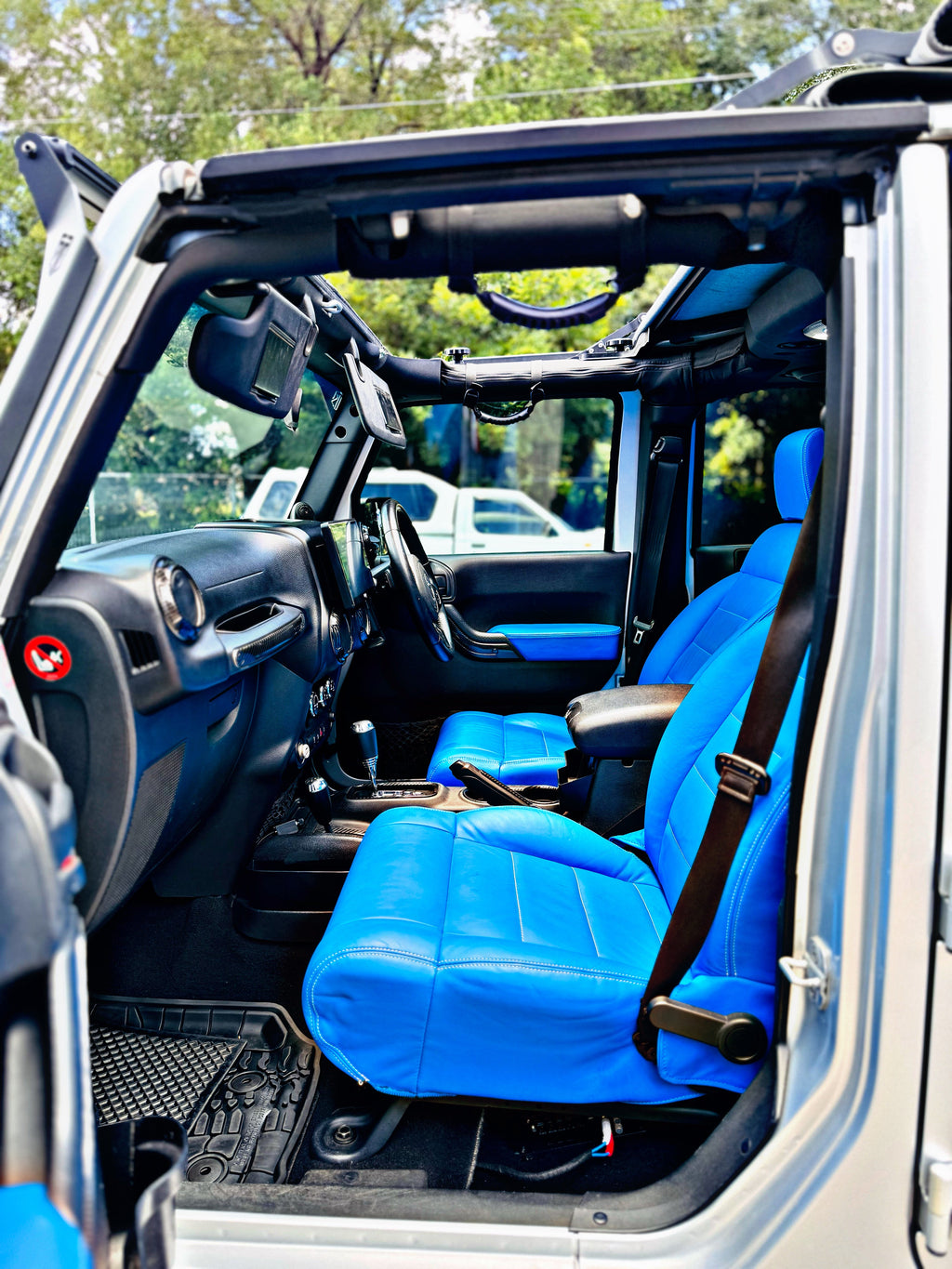 JEEP WRANGLER Half Soft Top Sunroof - 07-18 Wrangler JK ( USED ) 6months old