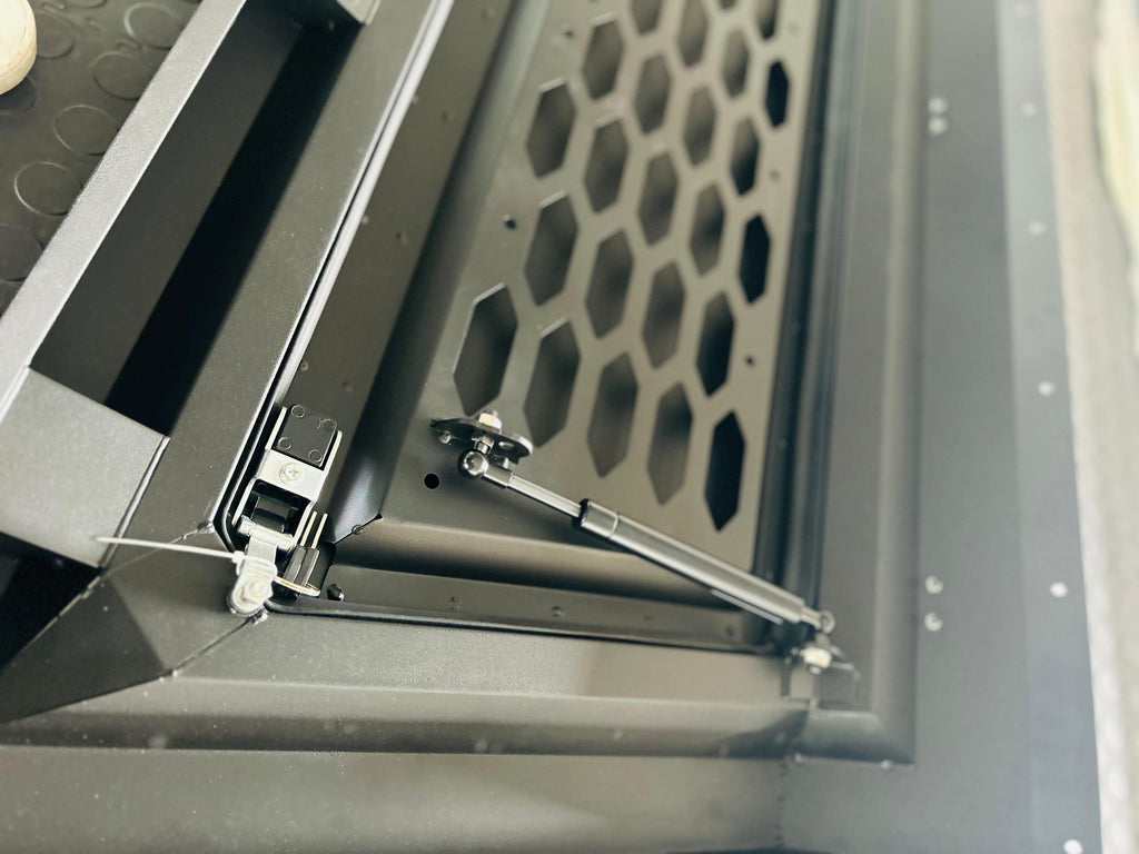 TOYOTA HILUX 2016+ BLACK STEEL CANOPY