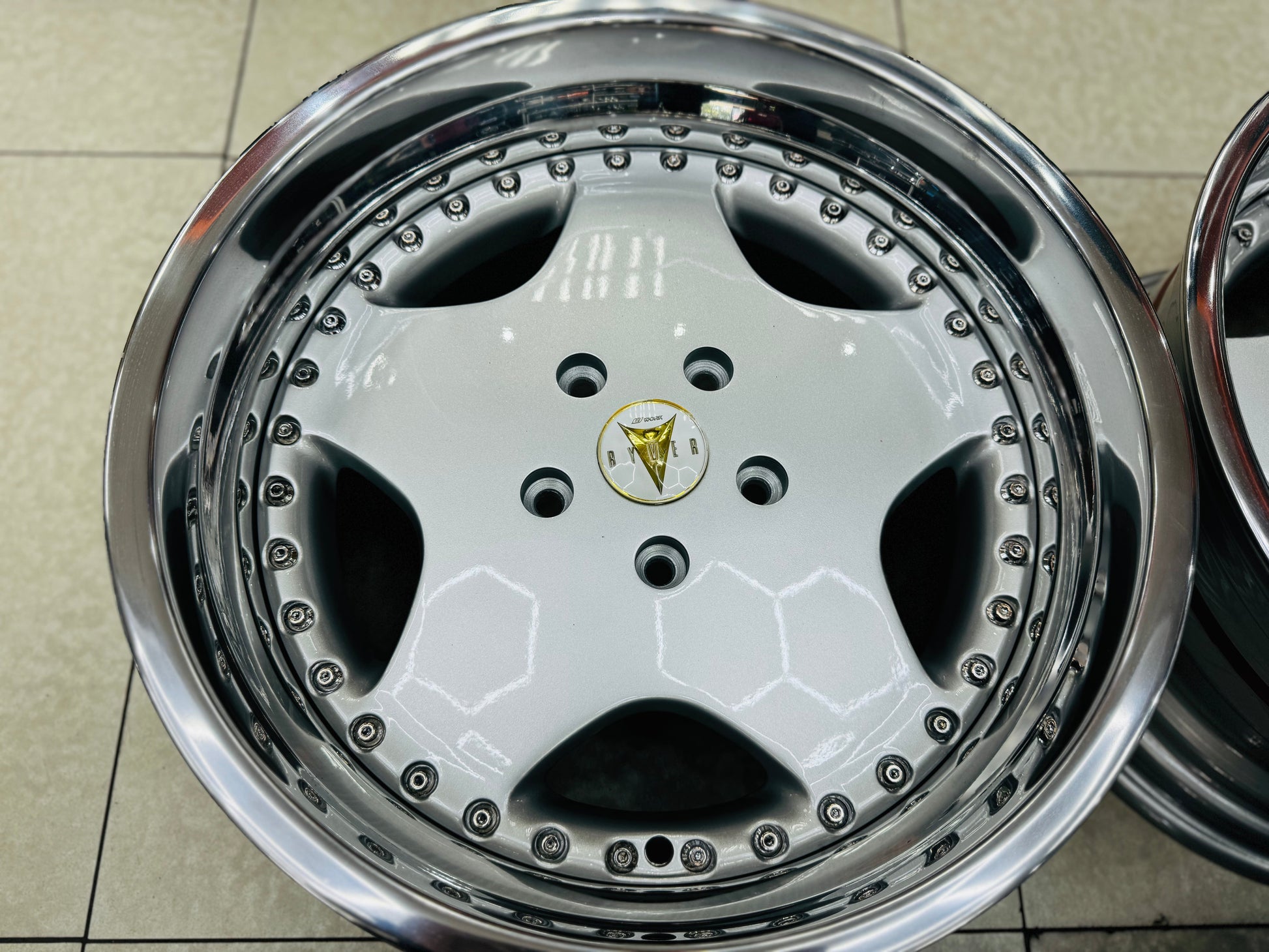 18” WORK RYVER 3 pce split wheels 5x120  pcd