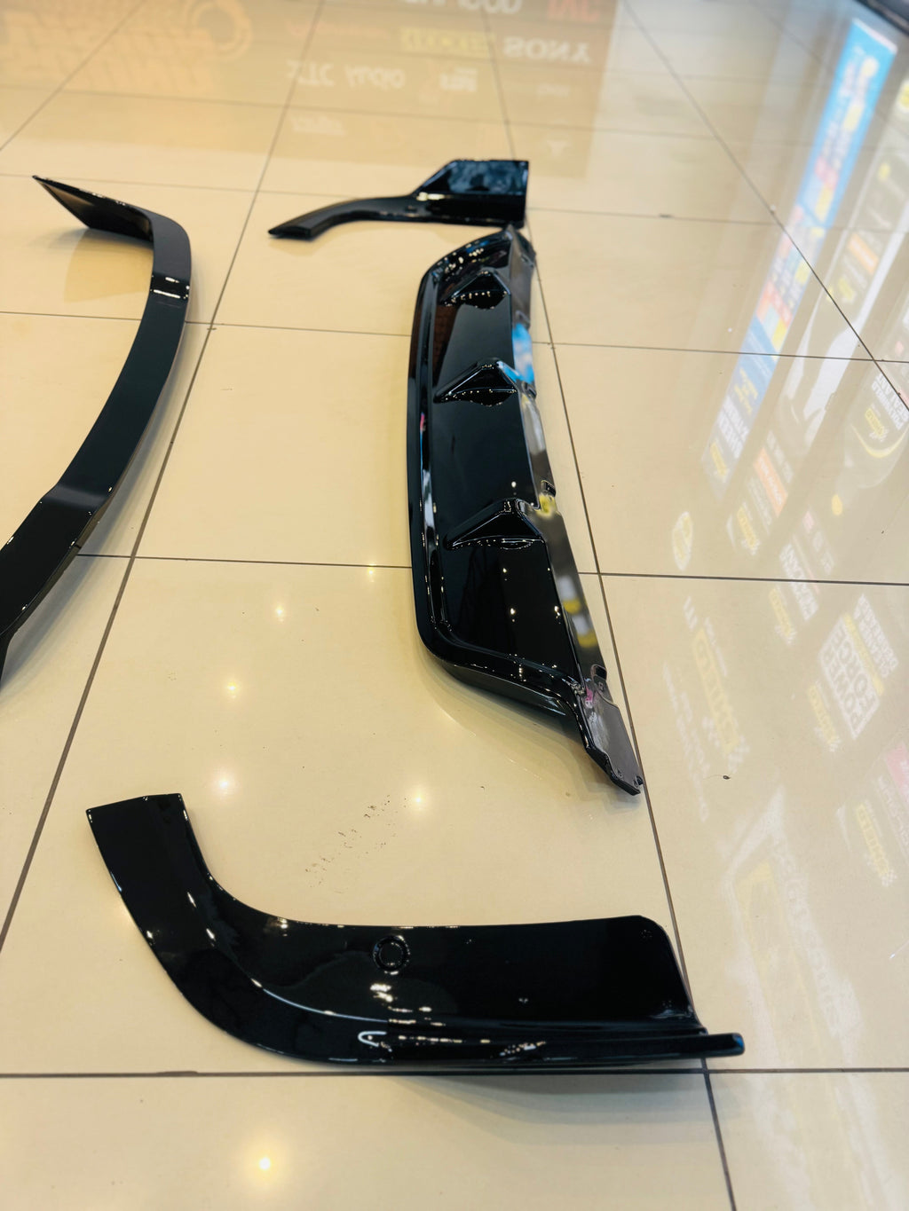 BM X5 G05 FACELIFT 2023+  BLK WARRIOR KIT SMALL WING