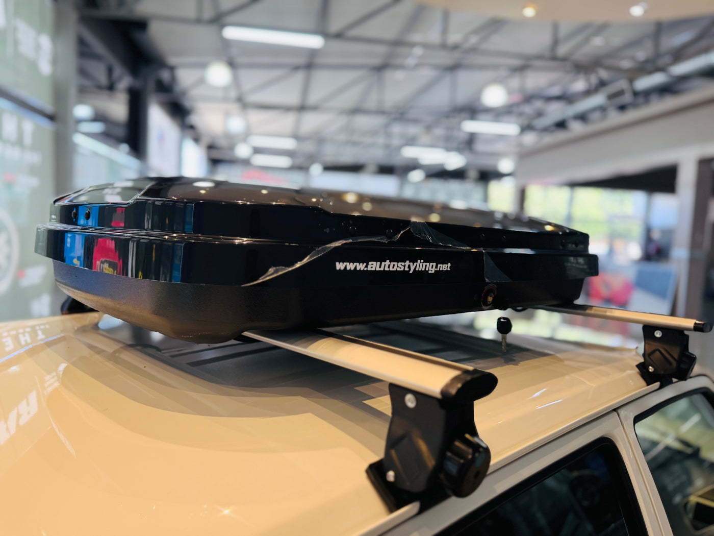 ROOF BOX 300L ABS PLASTIC