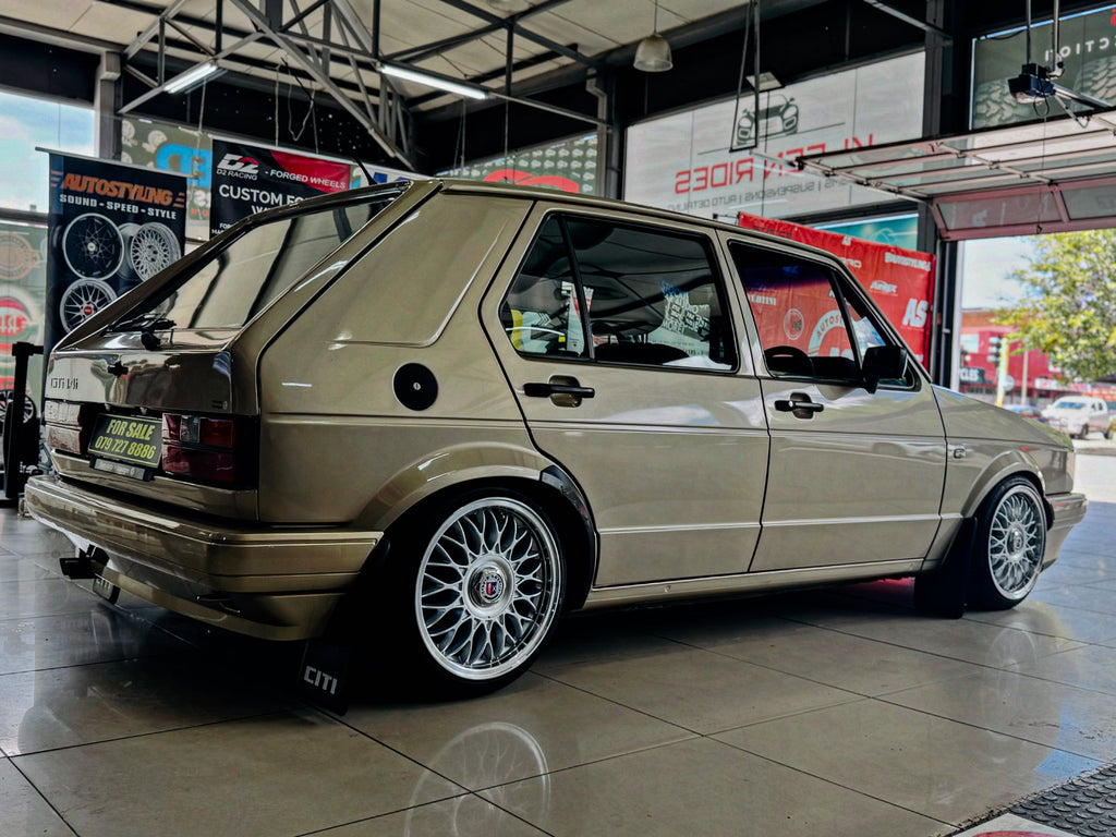 15” VURA BB5  4/100 & 4/108 or 5/100 & 5/114 multi PCD