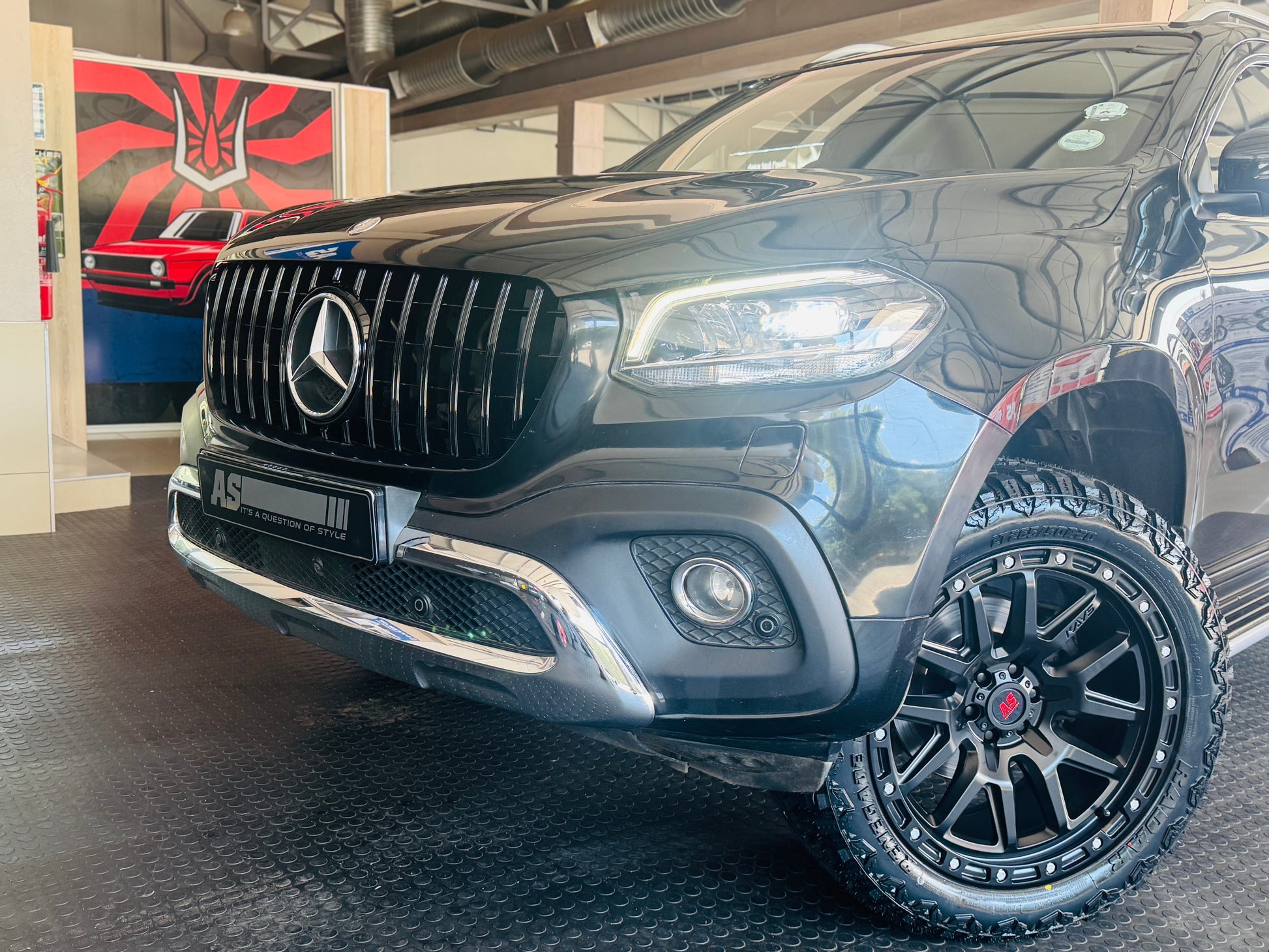 X-CLASS GT STYLE GRILL