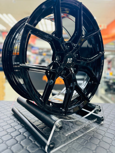 17” AS- GT180  GLOSS BLACK 5/114 PCD