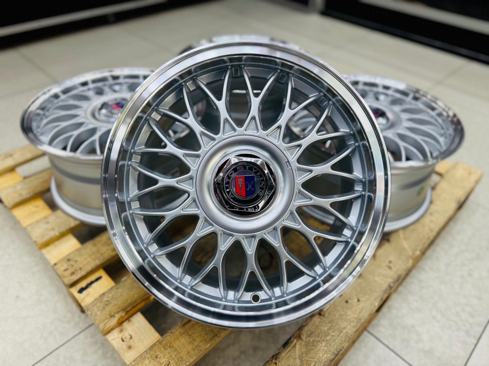 15” VURA BB5  4/100 & 4/108 or 5/100 & 5/114 multi PCD