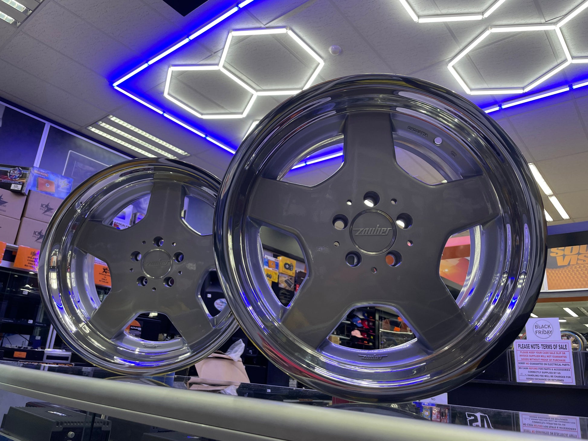 17” ORIGINAL  ZAUBER MONOBLOCK  WHEELS 5/100