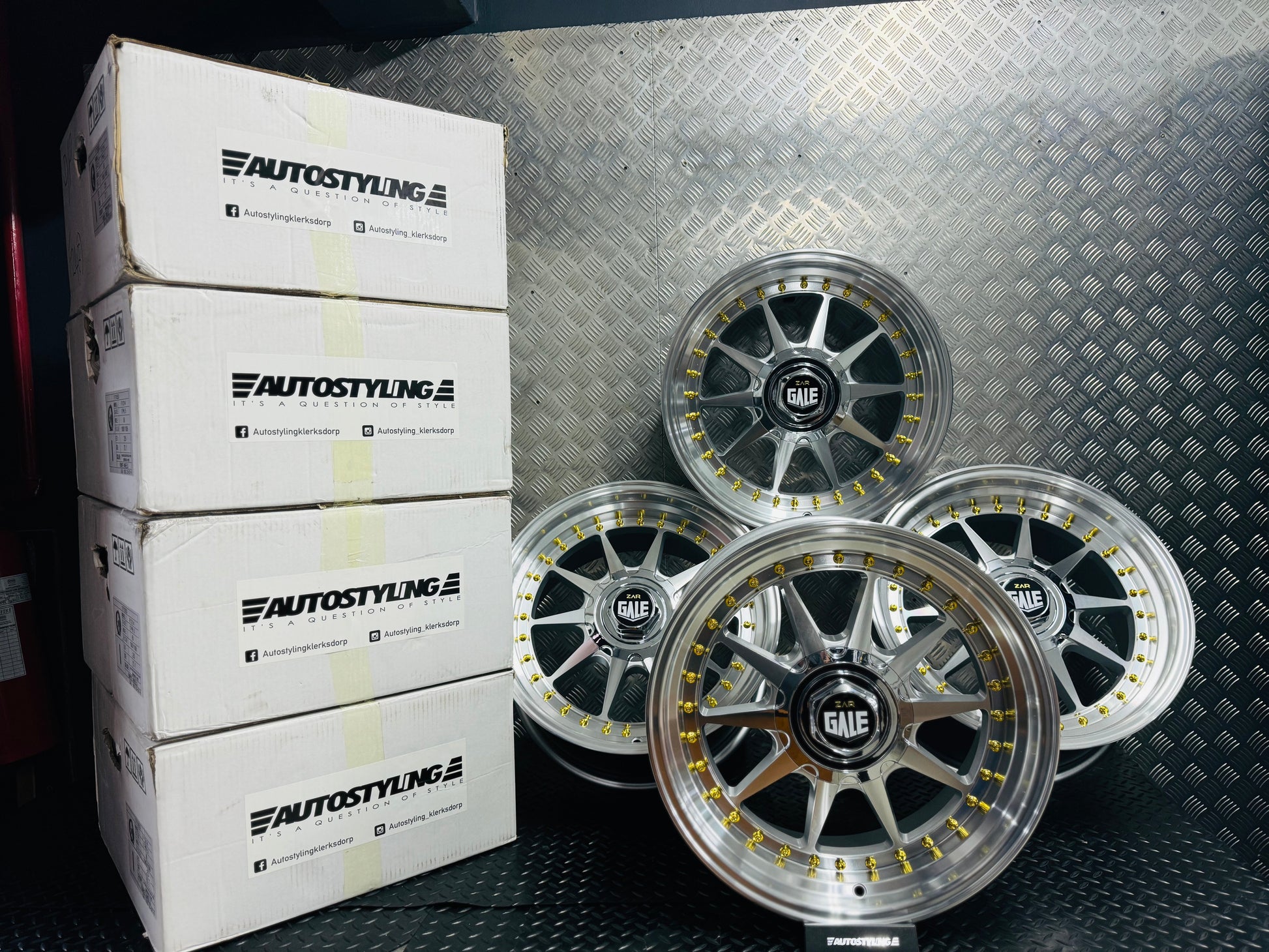 17'' GALE  4/100 4/114 SILVER